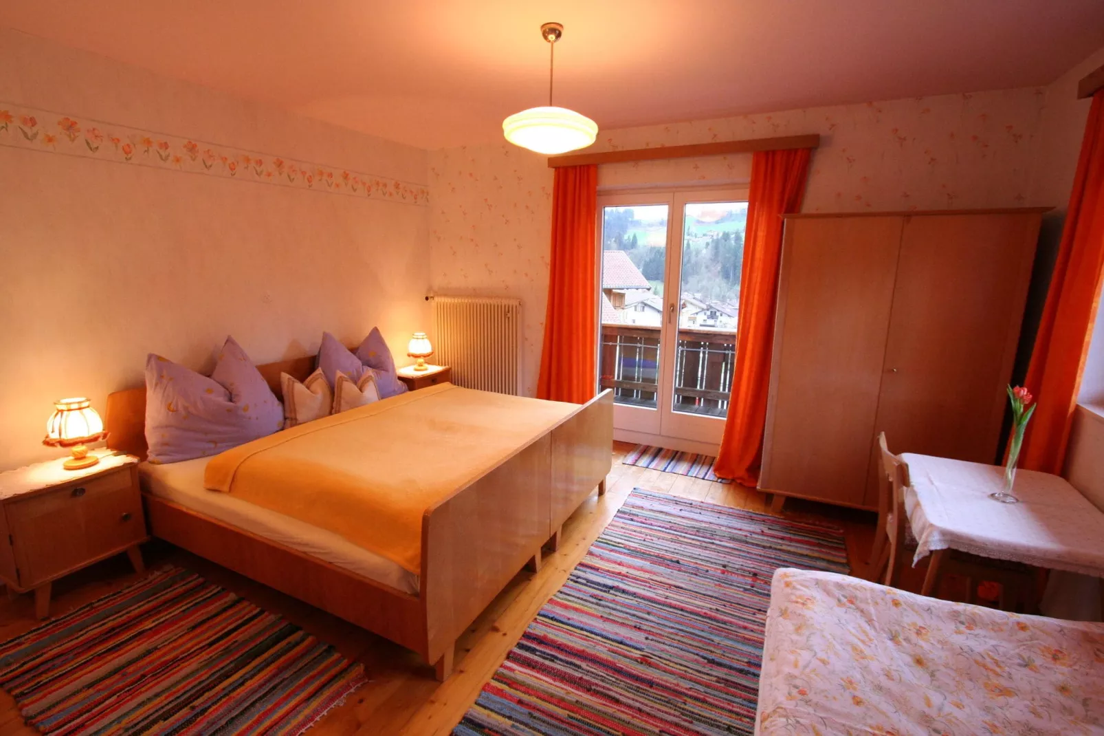 Haus Oma Wetti-Bedroom