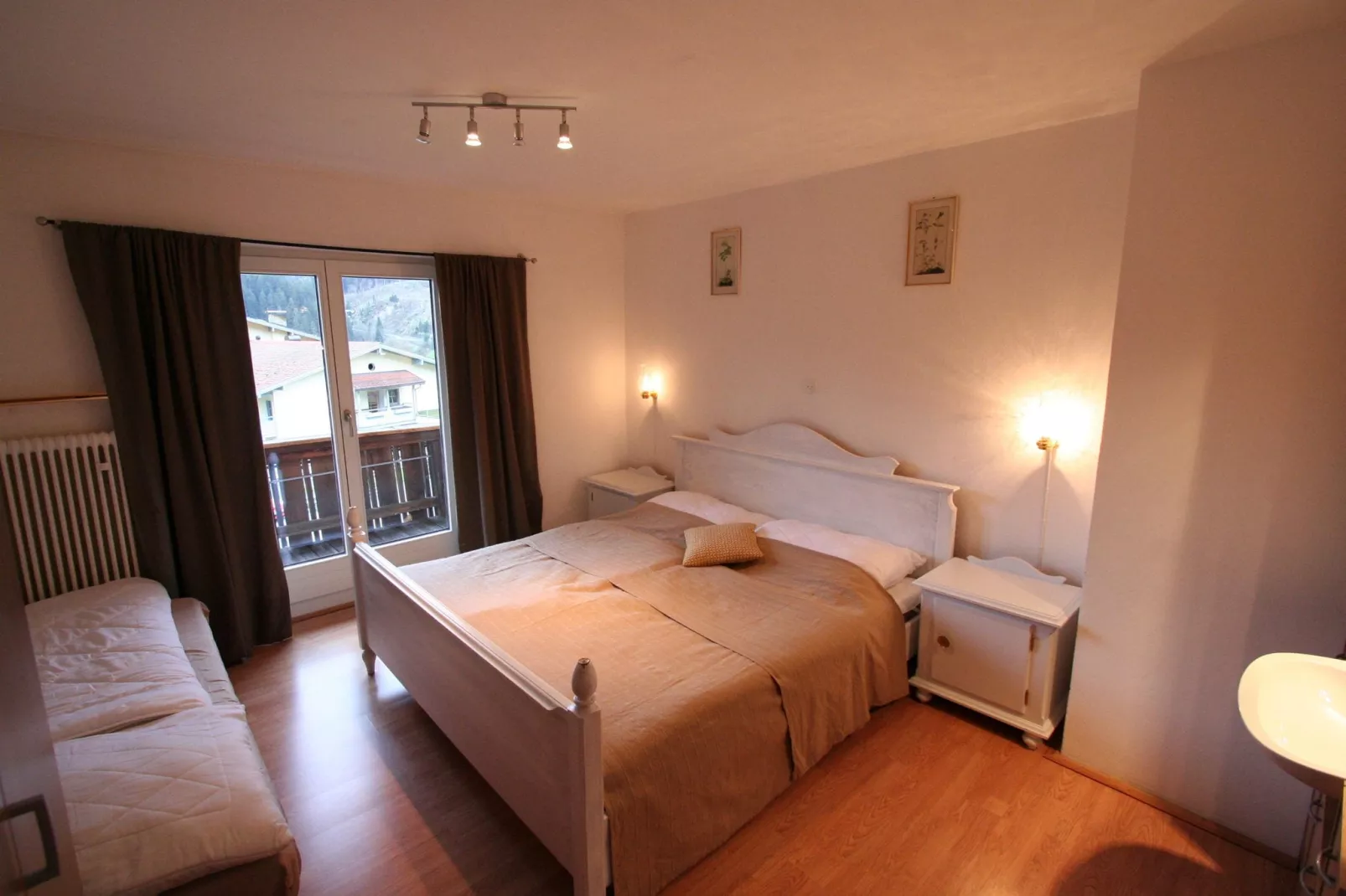 Haus Oma Wetti-Bedroom
