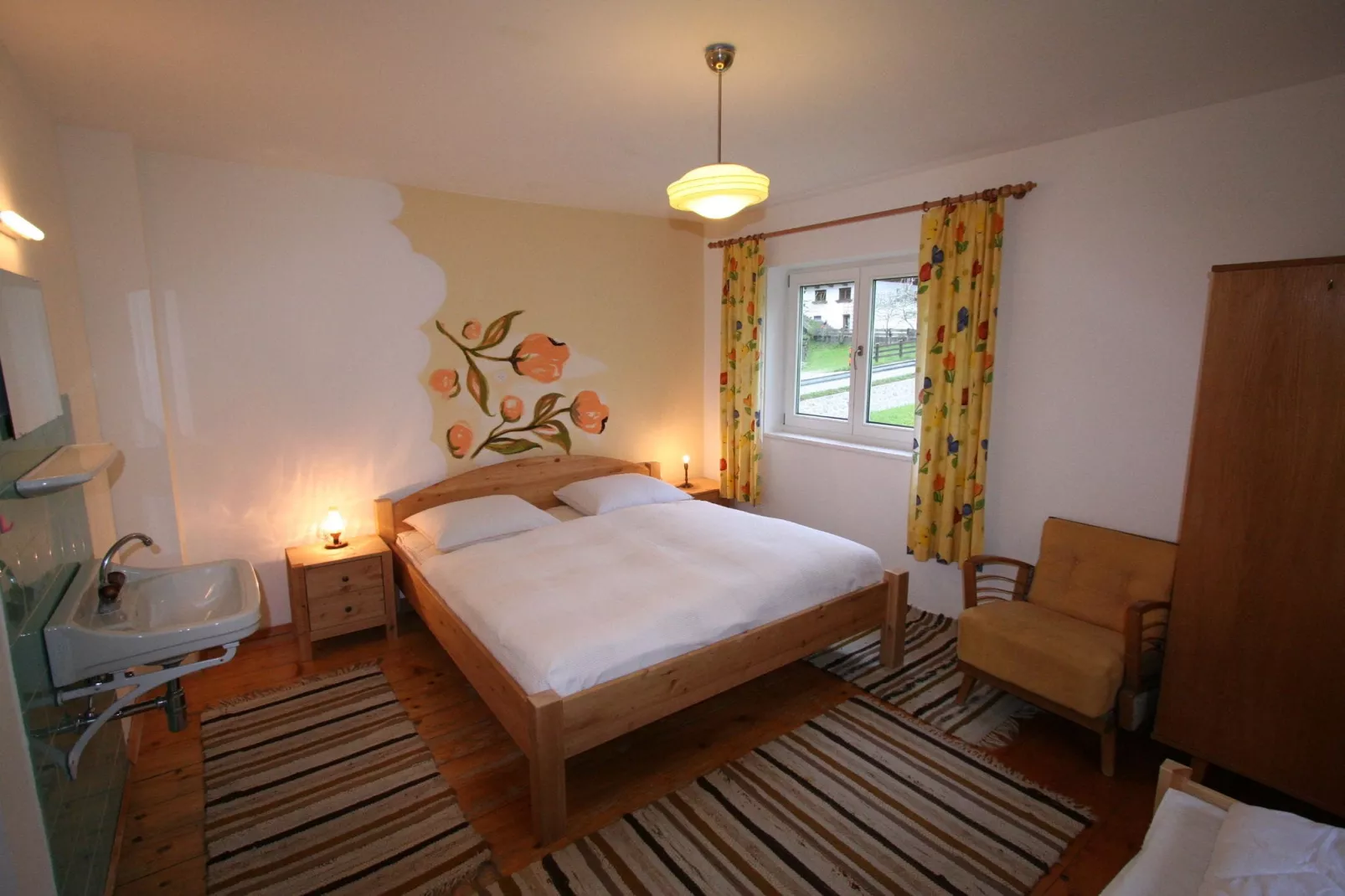 Haus Oma Wetti-Bedroom