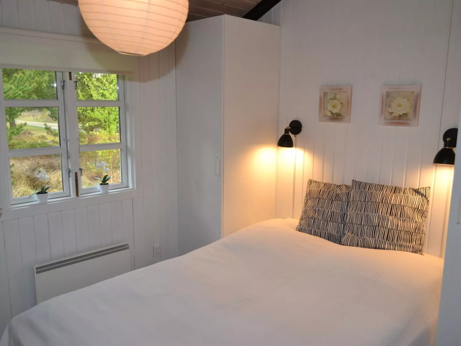 "Andon" - 2.7km from the sea-Inside