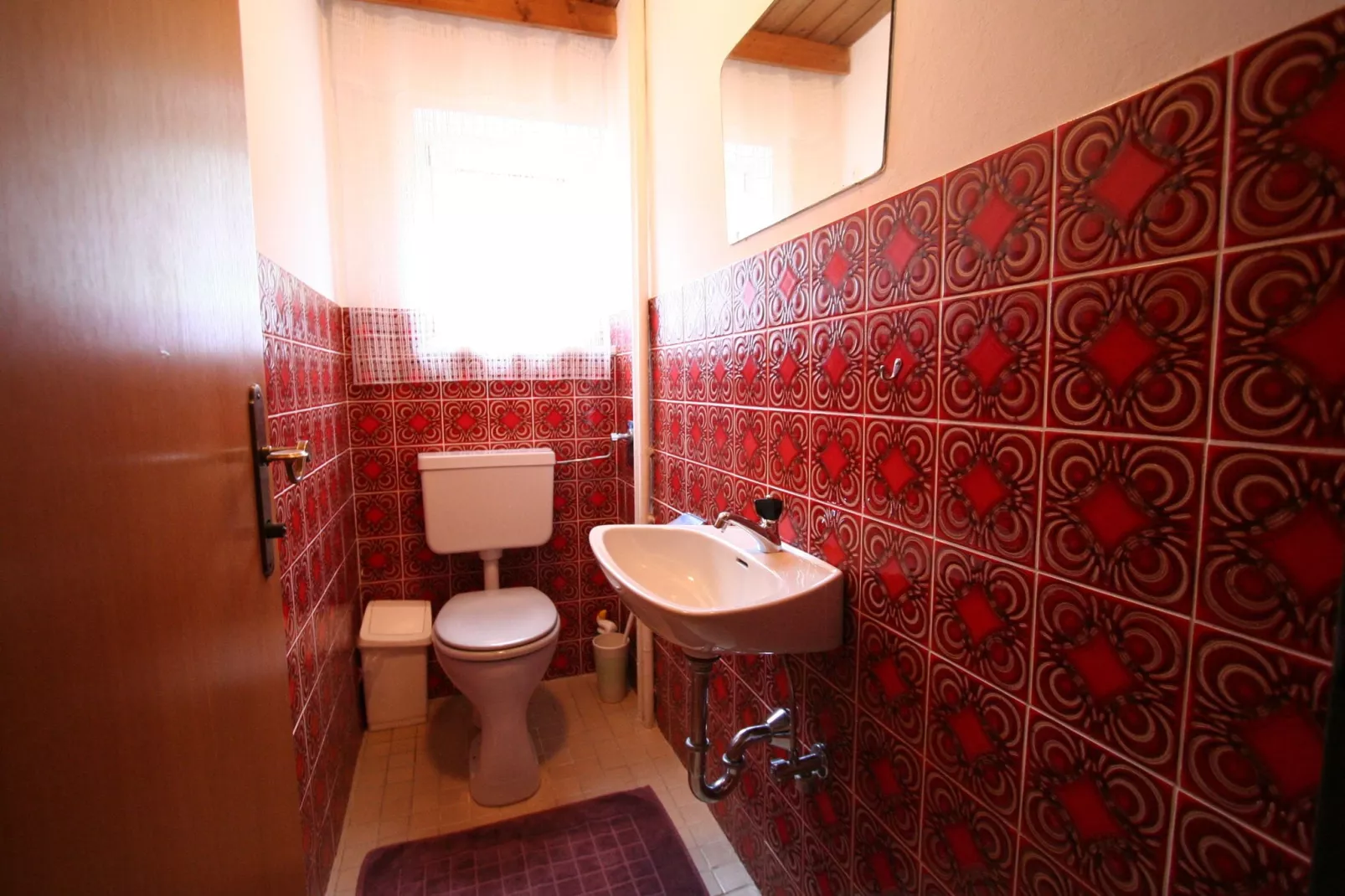 Haus Oma Wetti-Bathroom