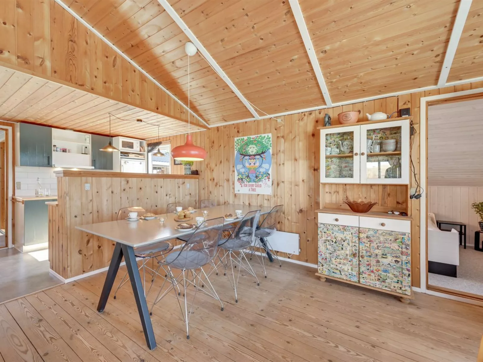 "Brigit" - 200m from the sea-Drinnen
