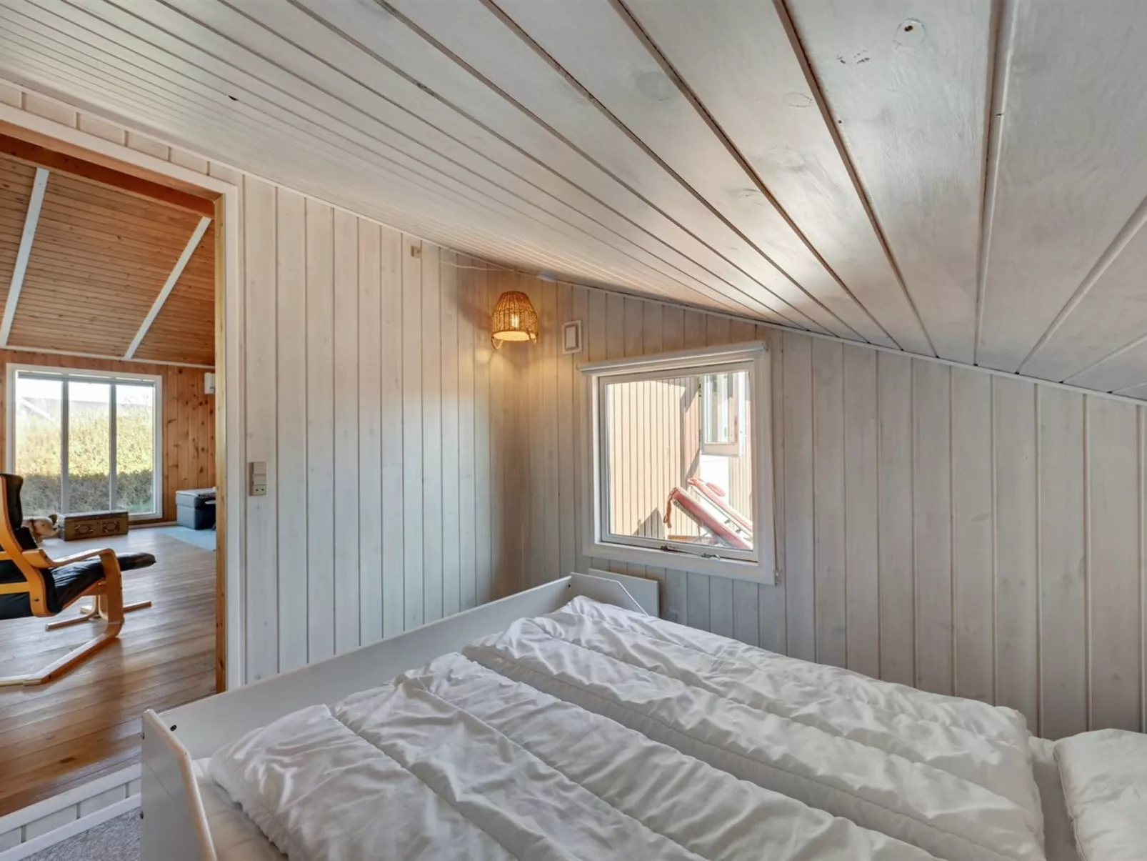 "Brigit" - 200m from the sea-Drinnen