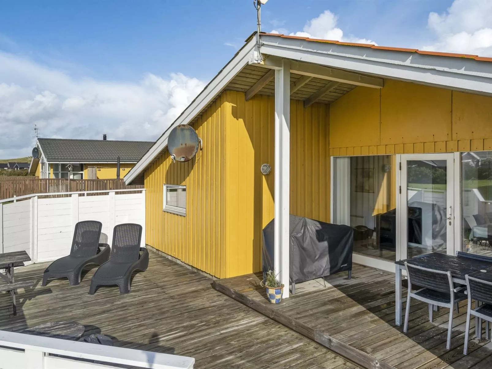 "Hebba" - 300m from the sea-Outside