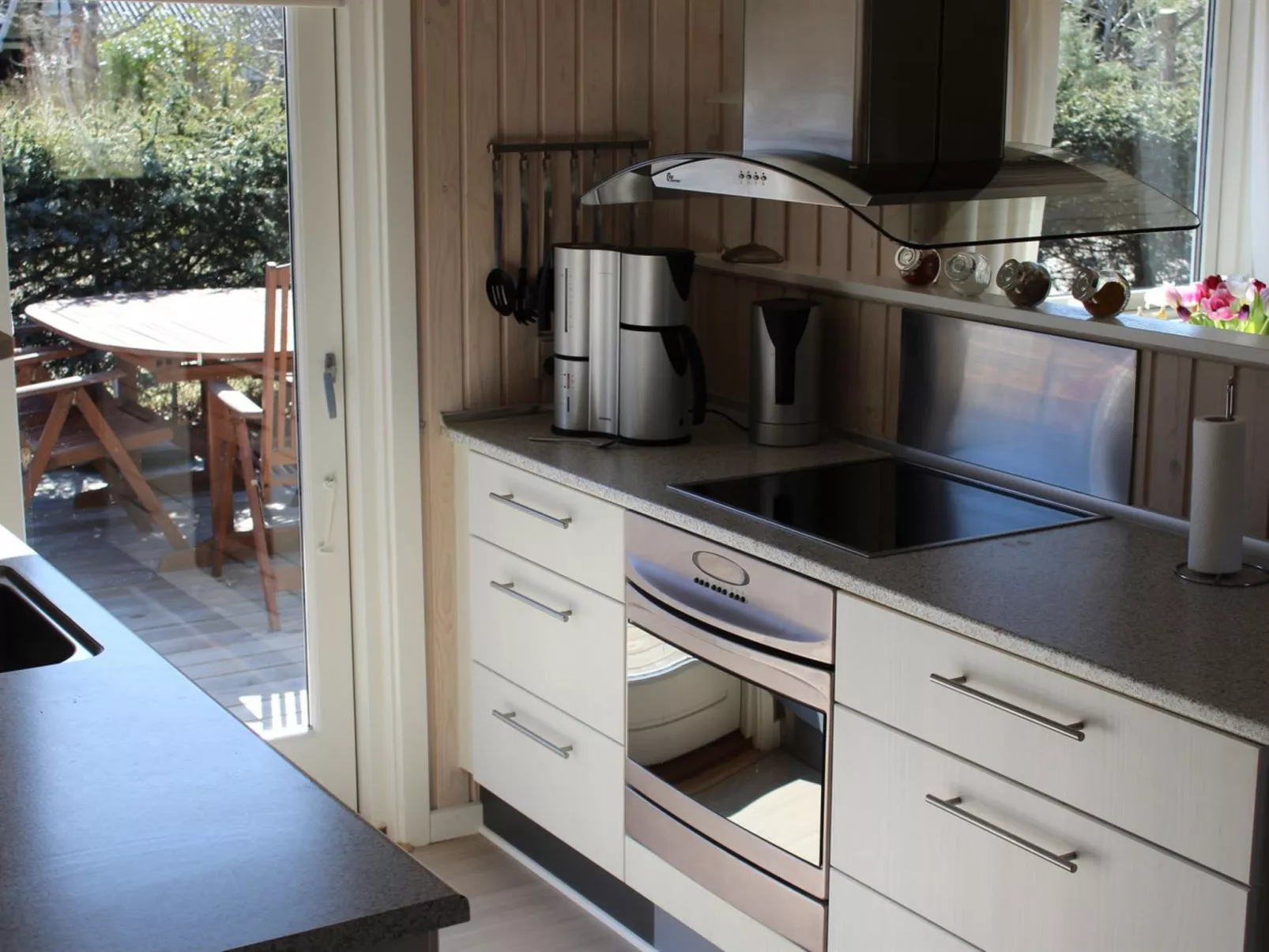 "Inan" - 300m from the sea-Inside