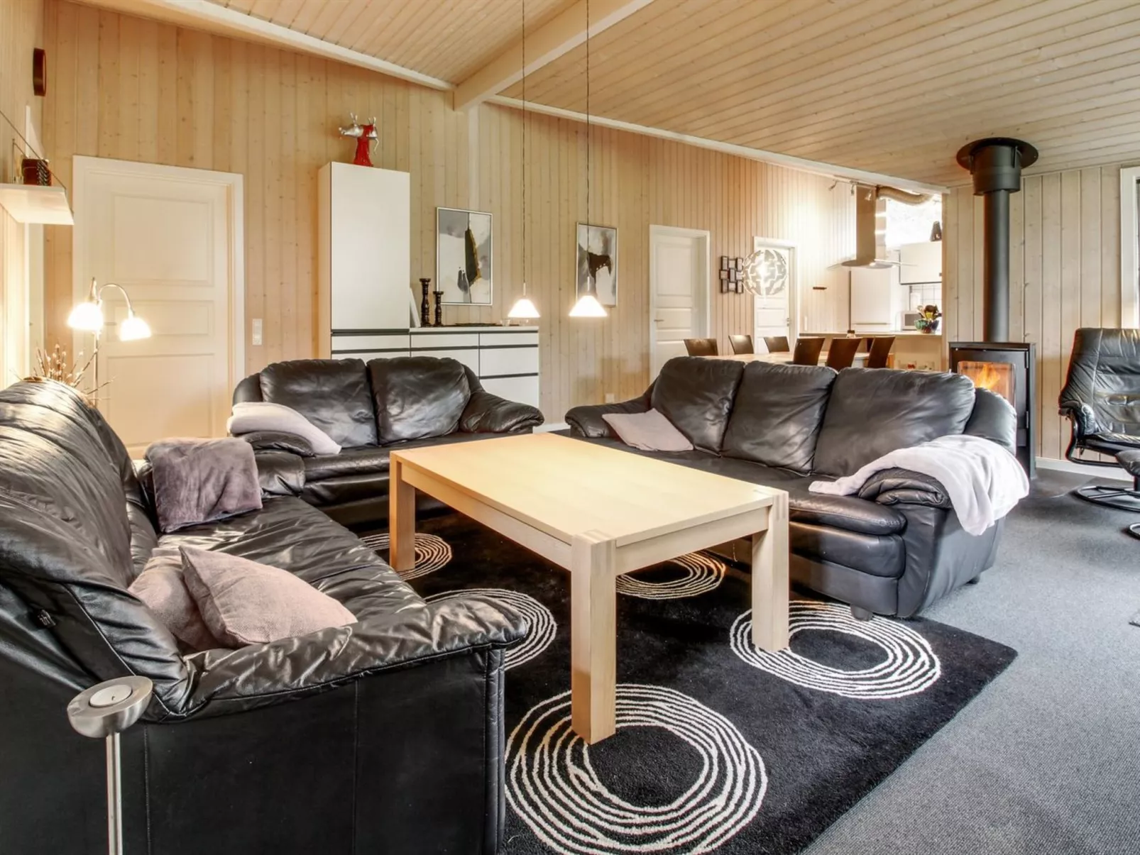 "Gurly" - 25km from the sea-Inside