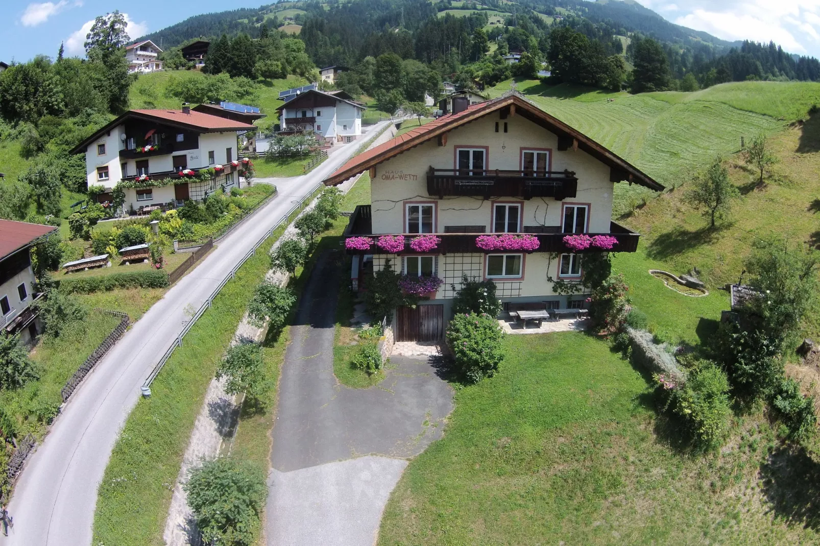 Haus Oma Wetti-Exterior summer