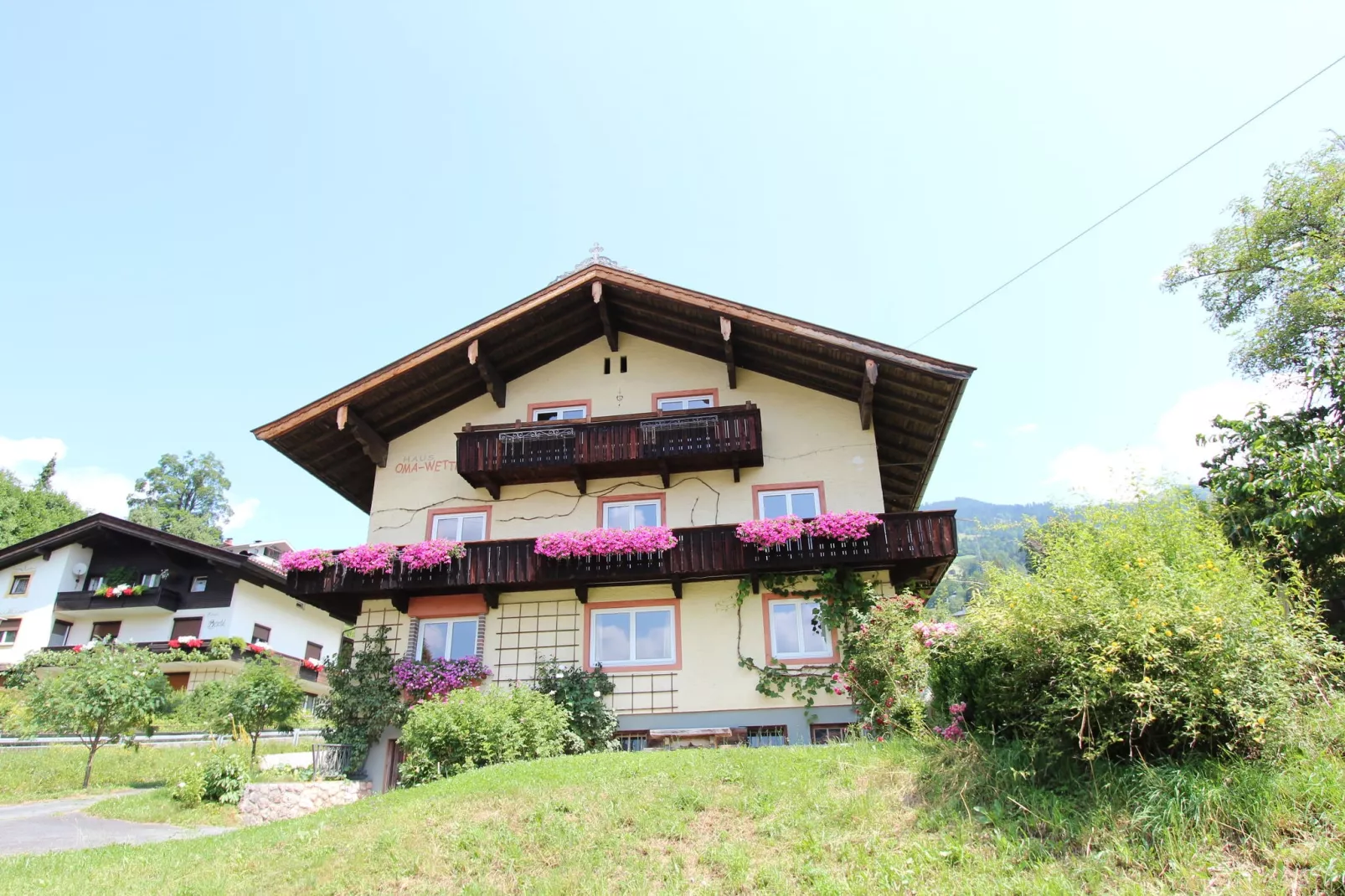 Haus Oma Wetti-Exterior summer