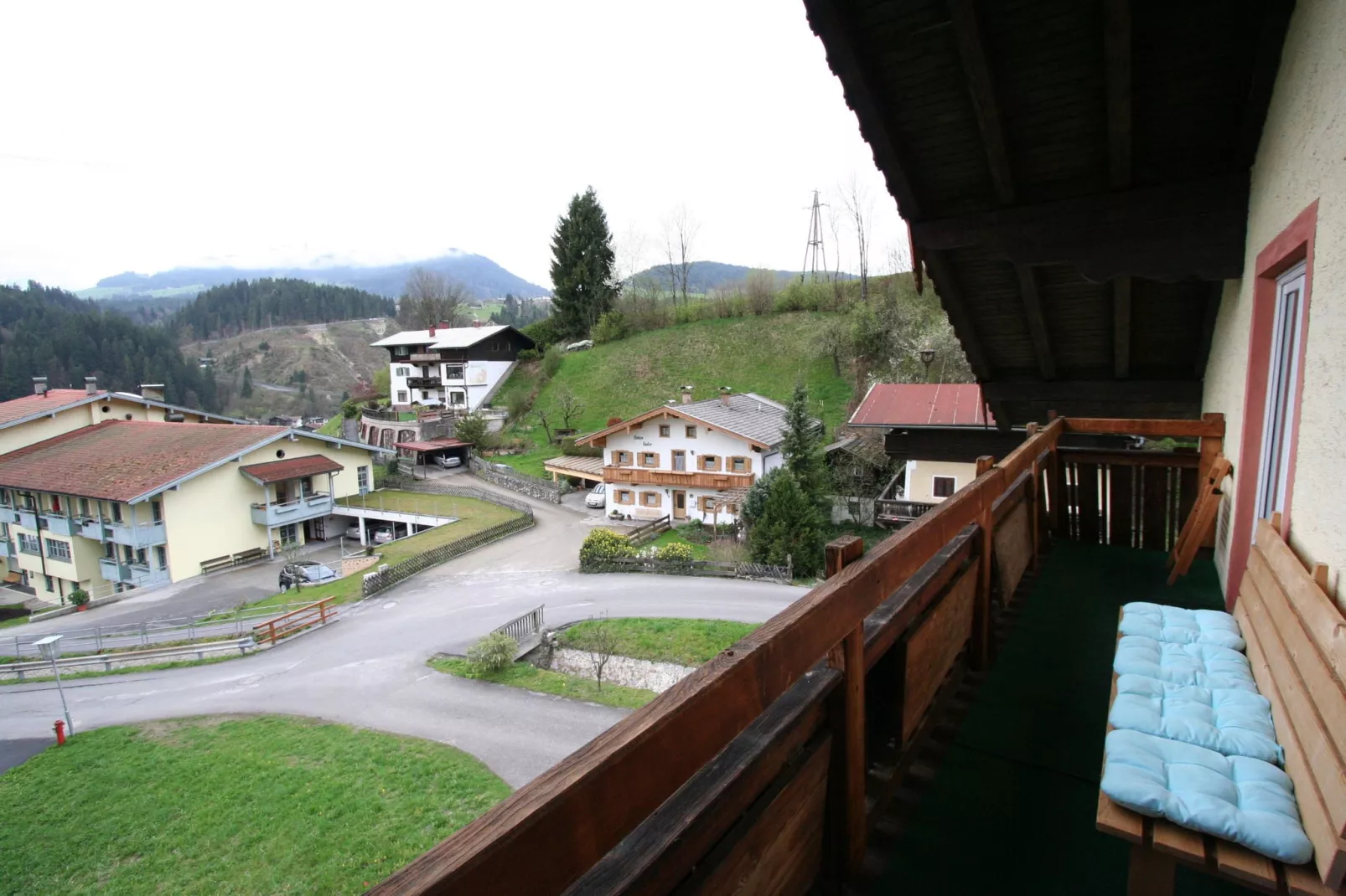 Haus Oma Wetti-View summer