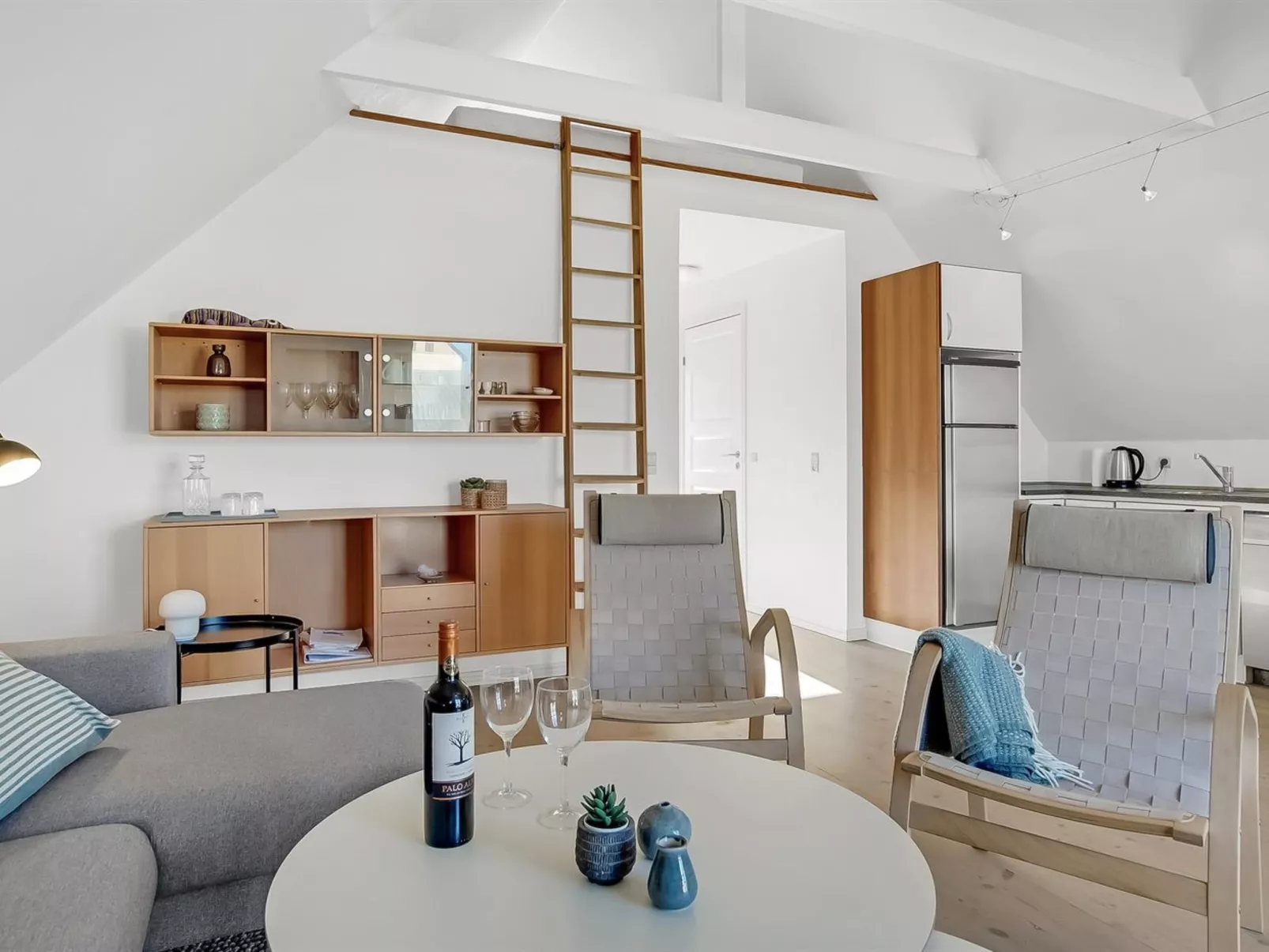 "Poulsen" - 200m from the sea-Inside