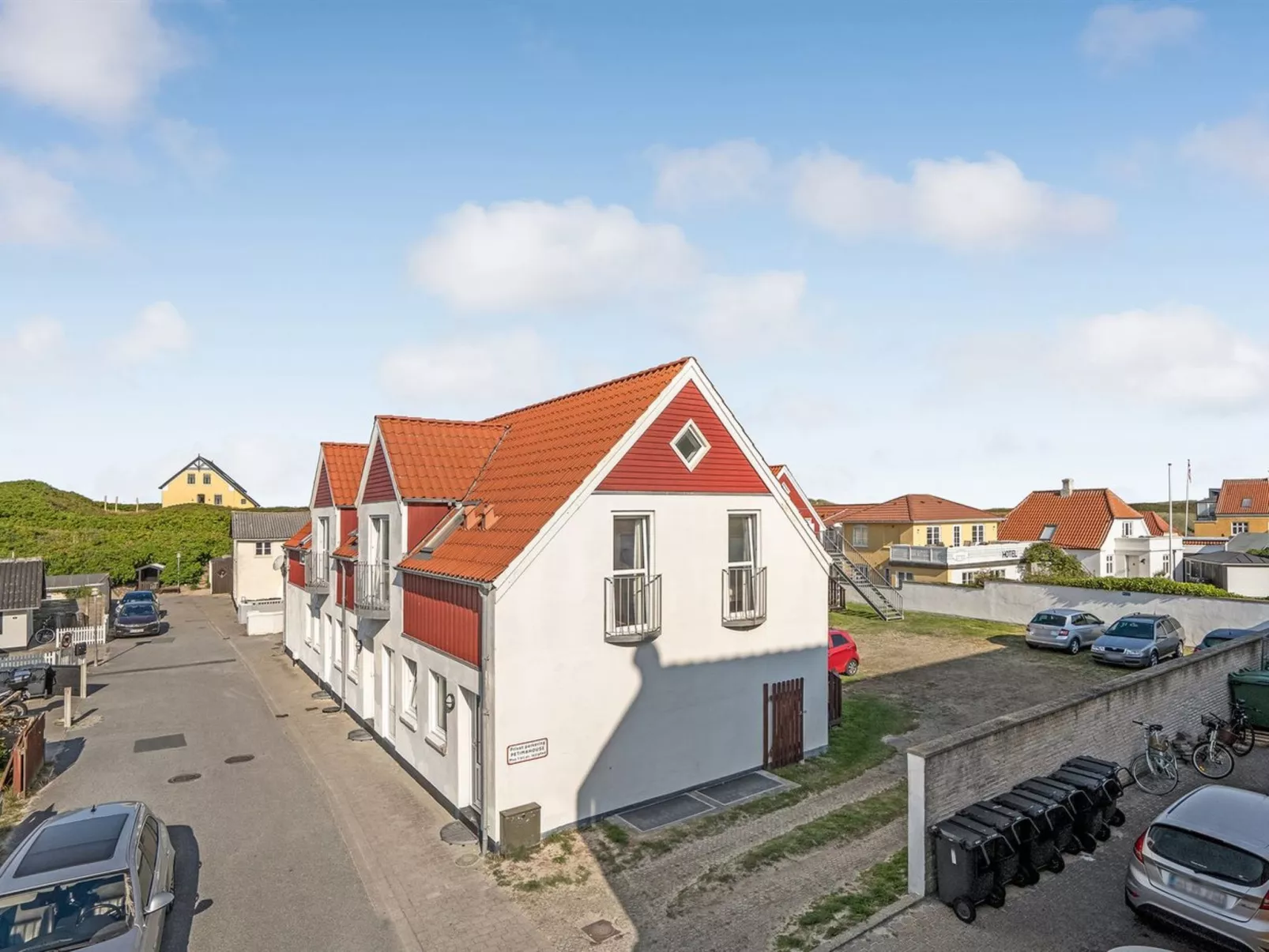 "Poulsen" - 200m from the sea-Outside