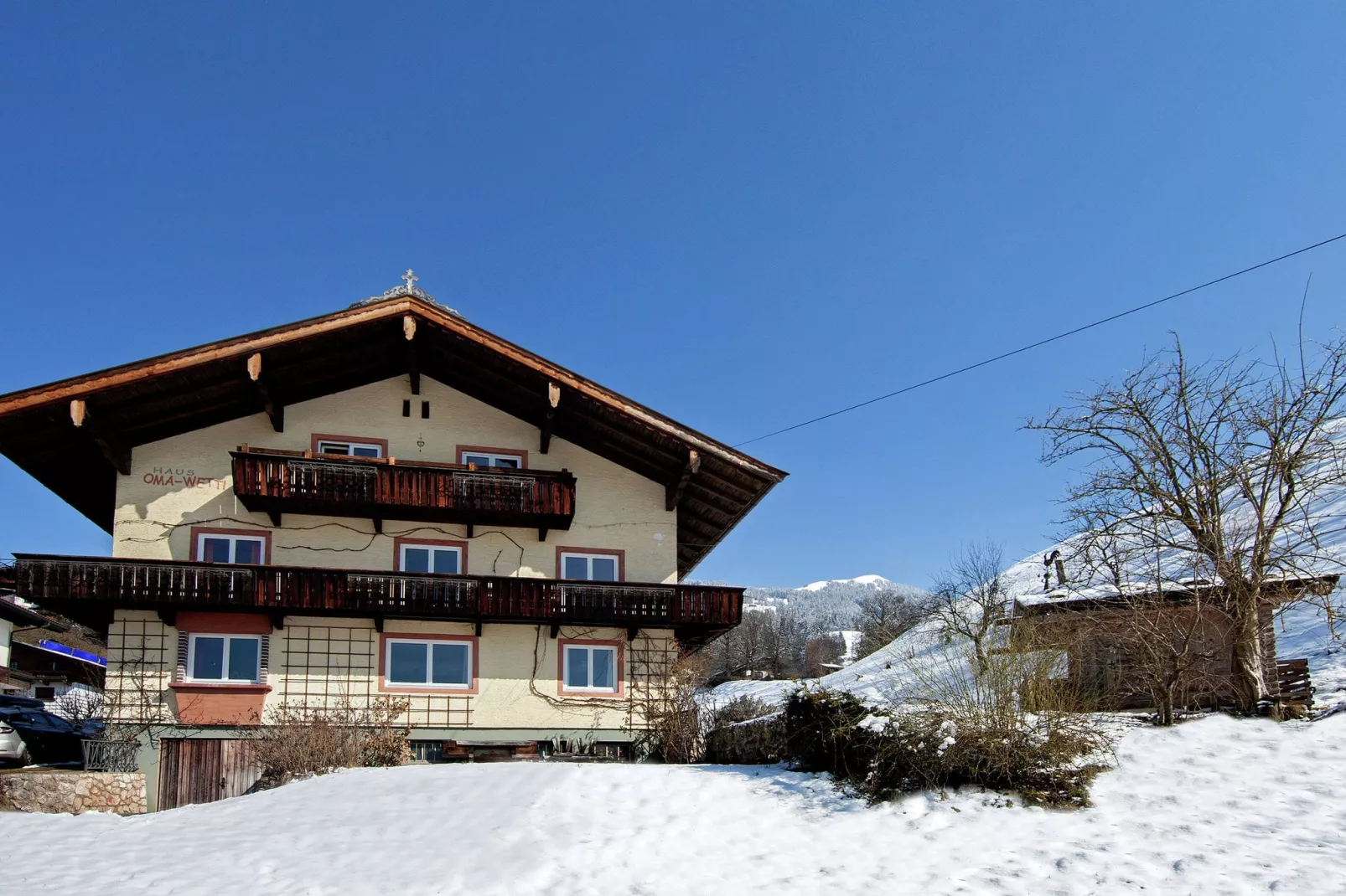 Haus Oma Wetti-Exterior winter