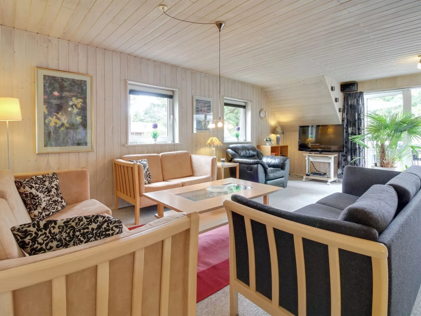 "Tuula" - 1.1km from the sea-Inside