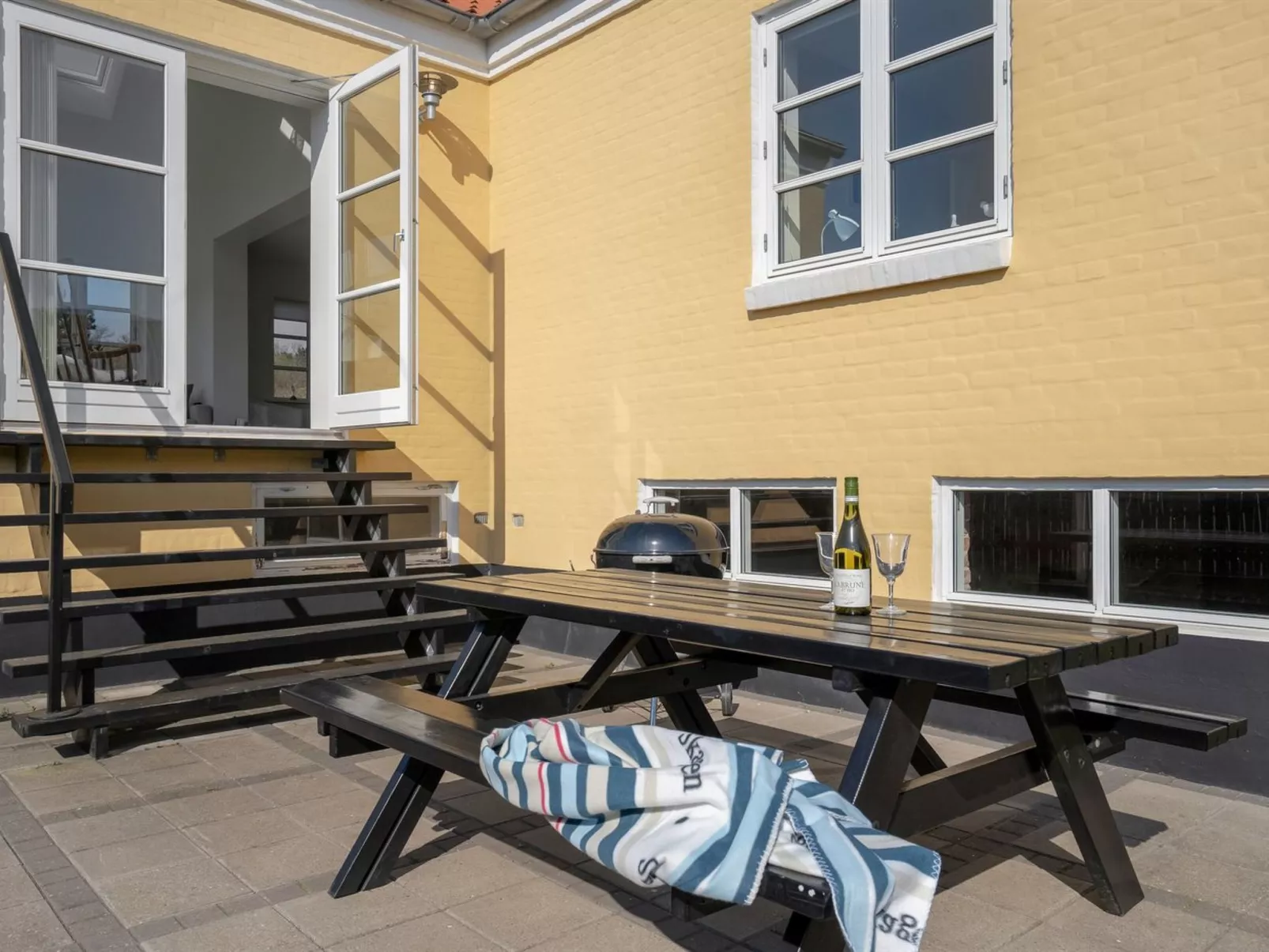 "Janes" - 400m from the sea-Outside
