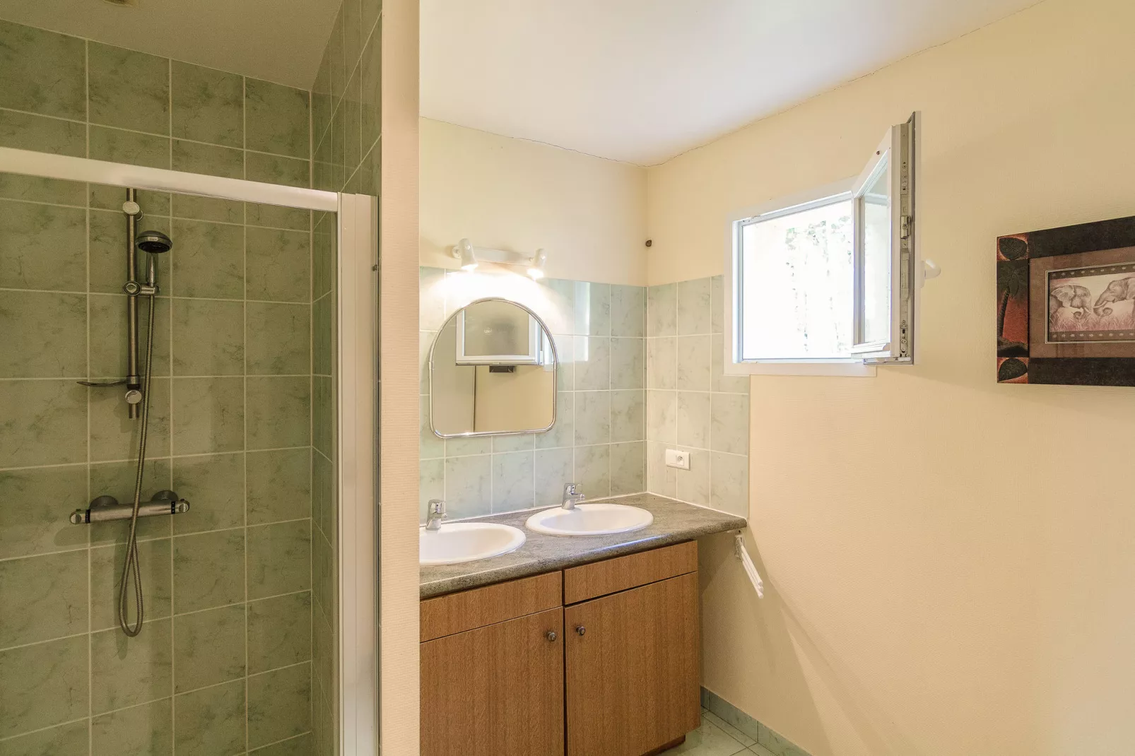 Cressenac-Salle de bain