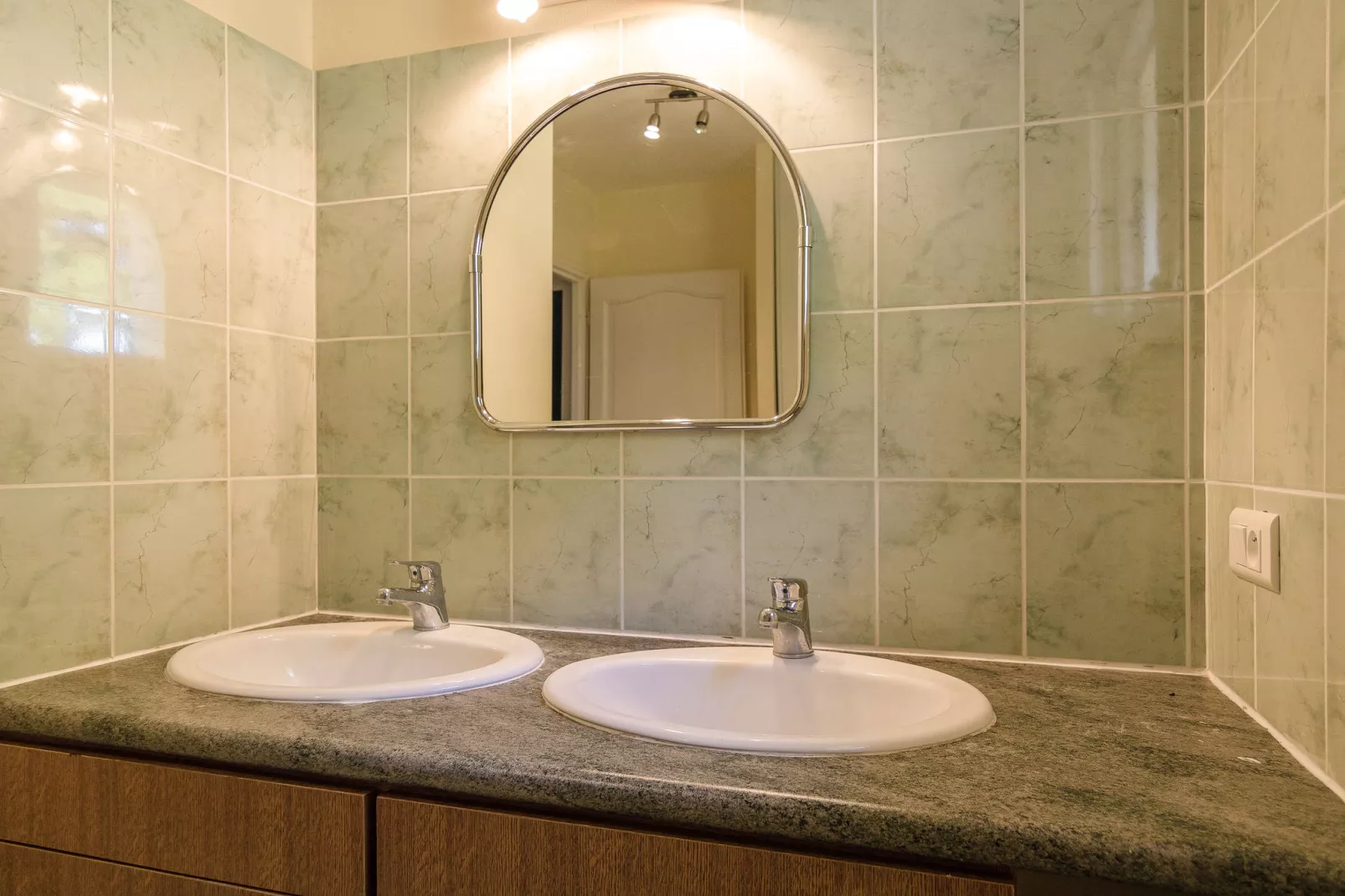 Cressenac-Salle de bain