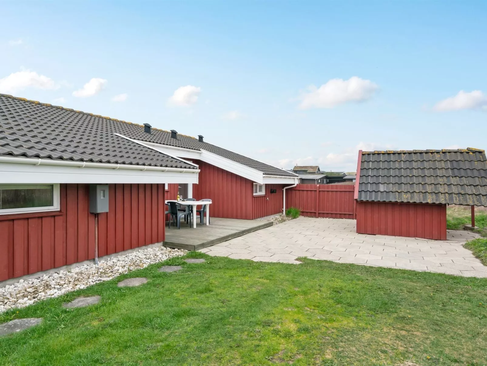 "Emi" - 250m from the sea-Outside