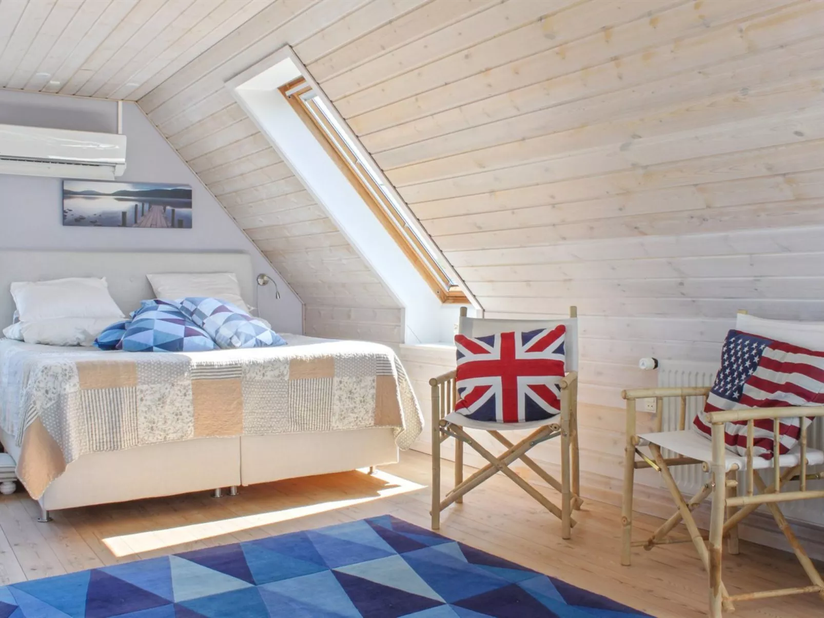 "Brun" - 60m from the sea-Drinnen