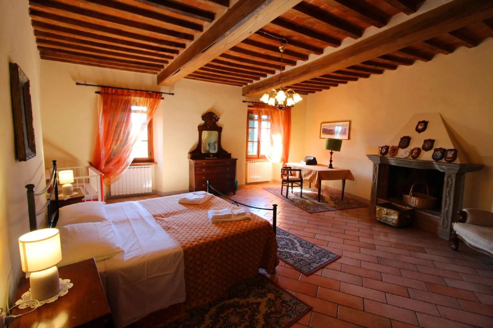 Borgo Caprile-Bedroom