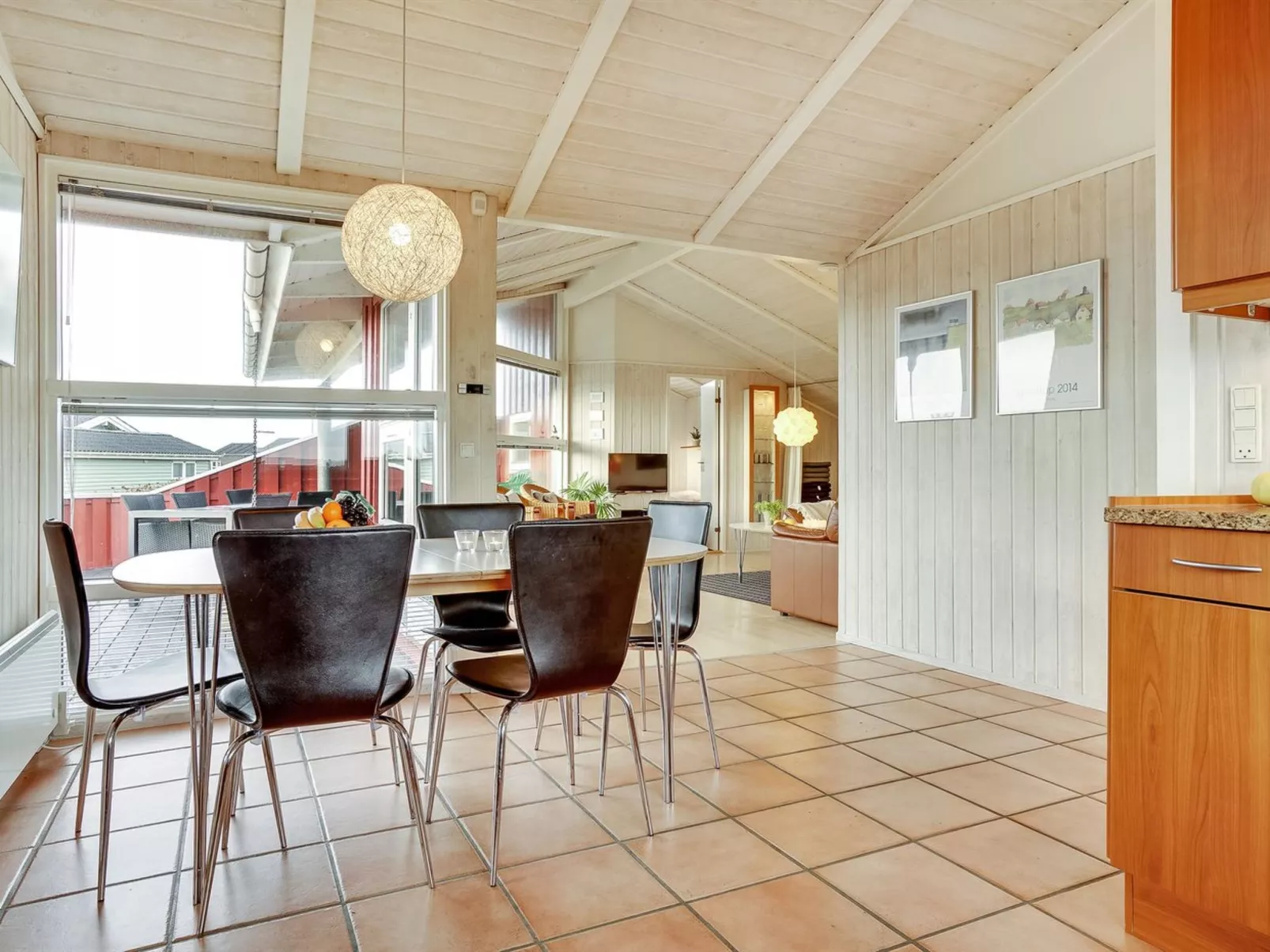 "Lien" - 160m from the sea-Drinnen