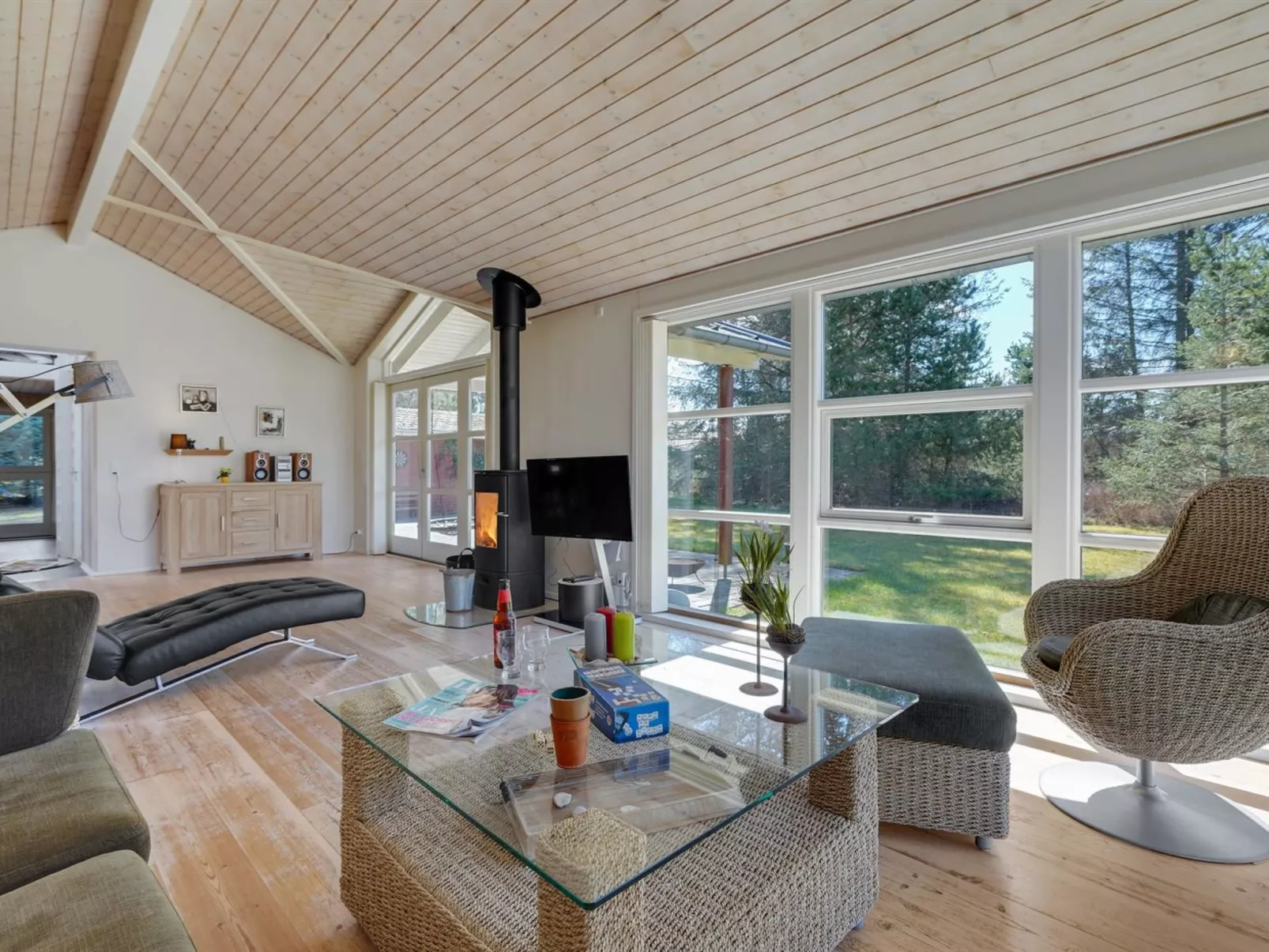 "Herwarth" - 3.3km from the sea-Inside