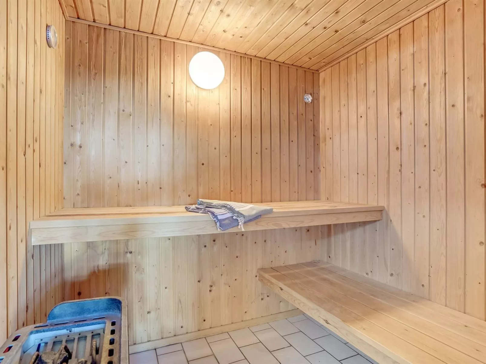 "Crista" - 500m from the sea-Inside