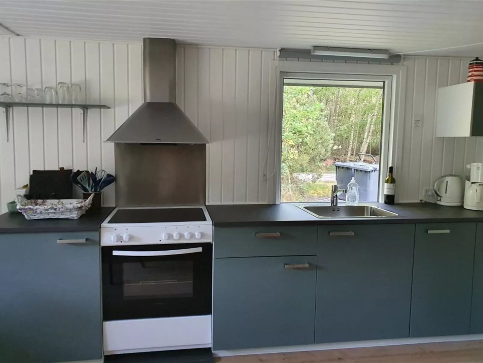 "Apoline" - 5km from the sea-Inside