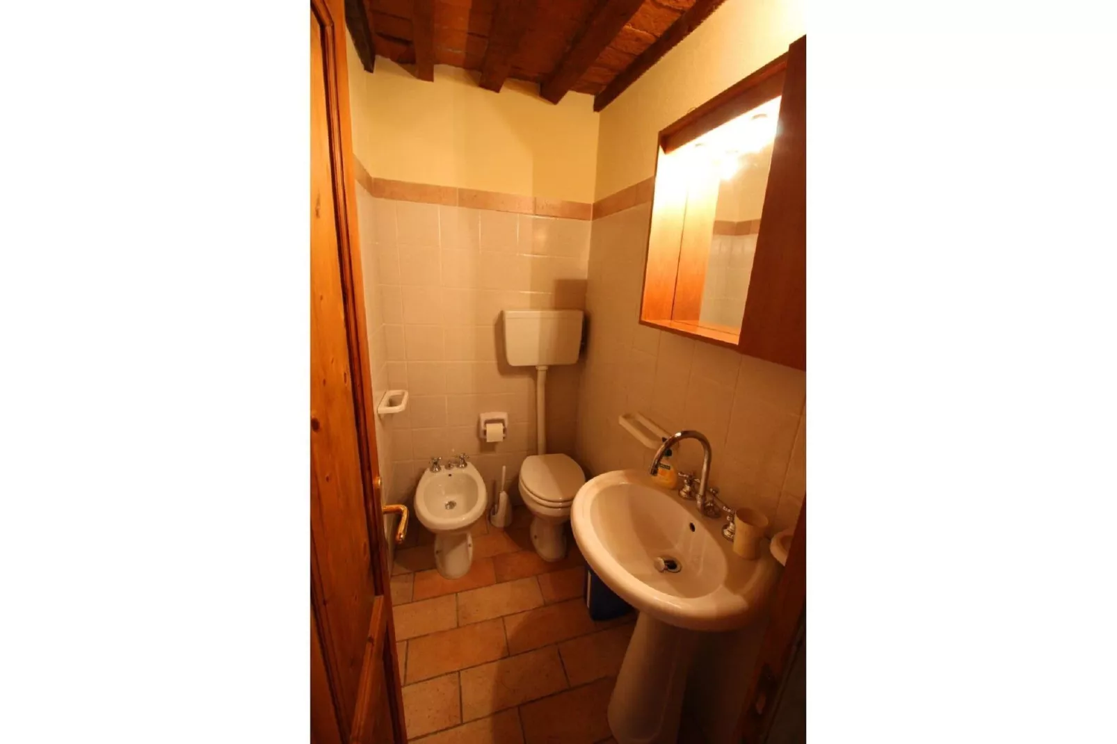Borgo Caprile-Bathroom