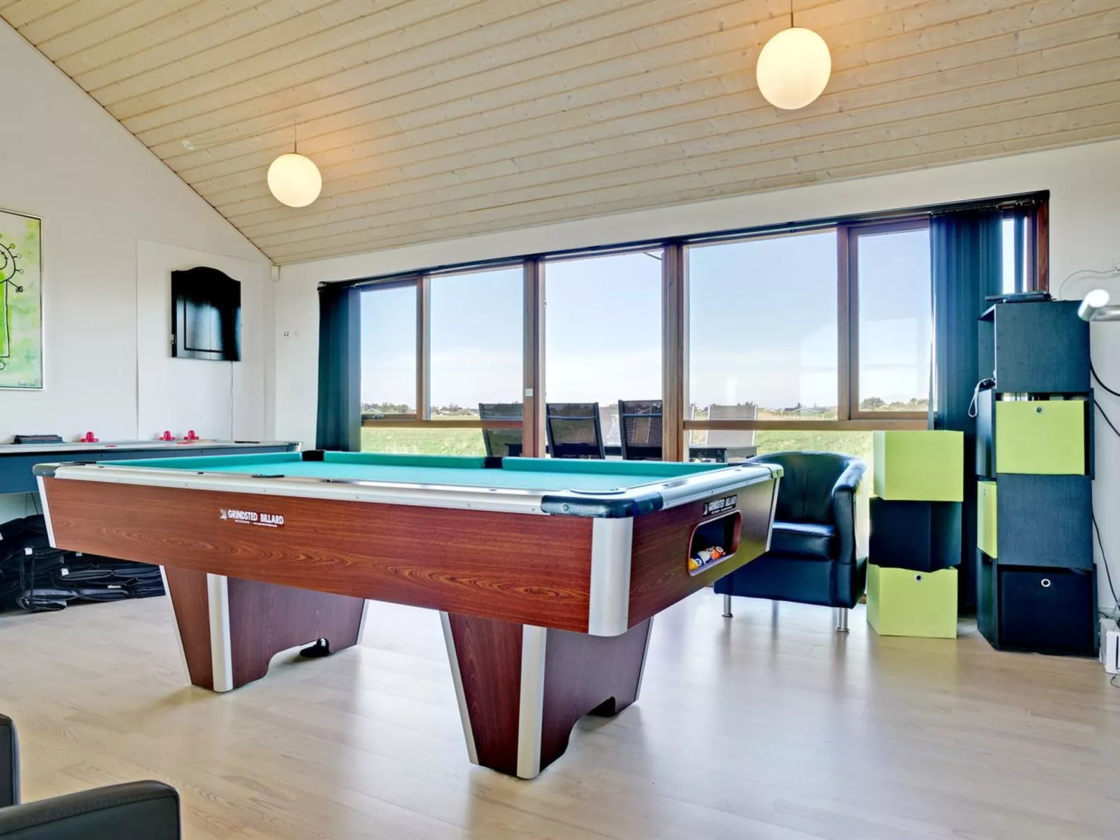 "Ilmatar" - 650m from the sea-Inside