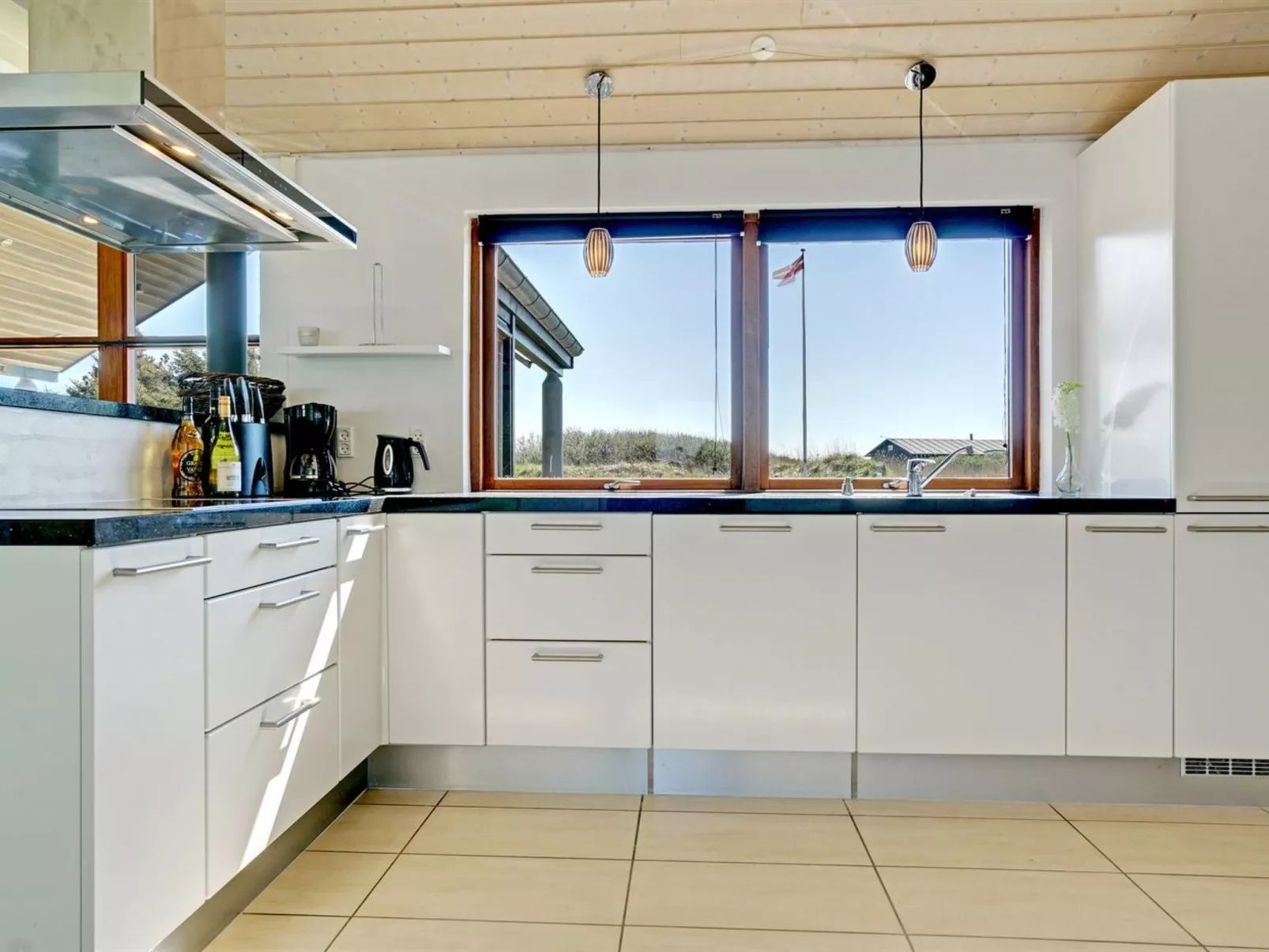 "Ilmatar" - 650m from the sea-Inside