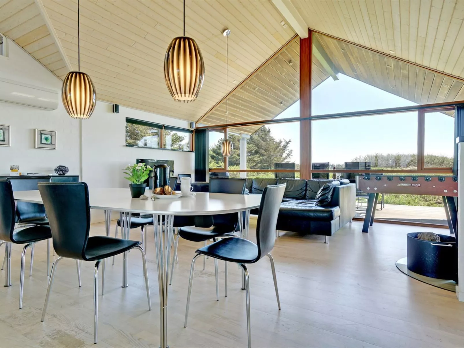 "Ilmatar" - 650m from the sea-Inside