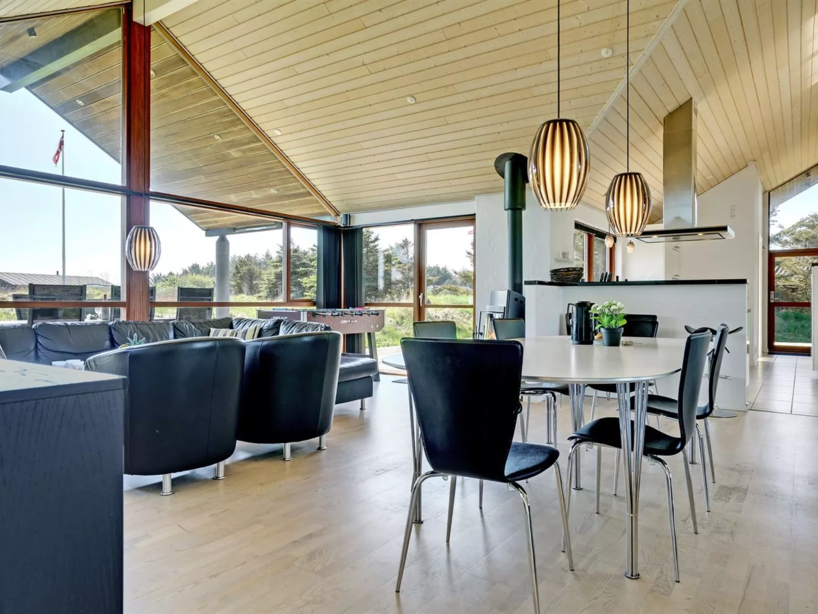 "Ilmatar" - 650m from the sea-Inside