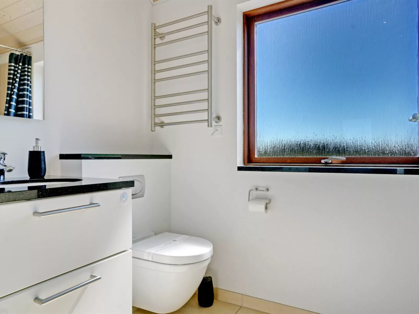 "Ilmatar" - 650m from the sea-Inside