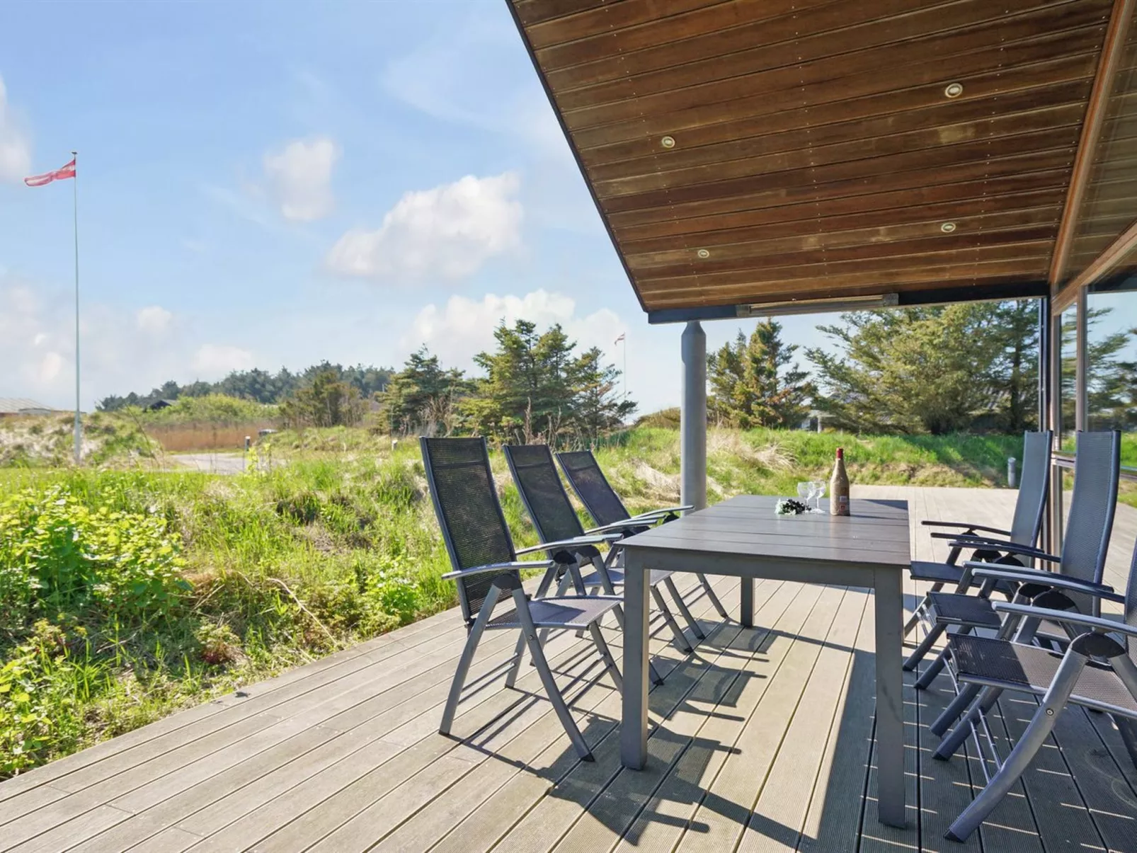"Ilmatar" - 650m from the sea-Outside