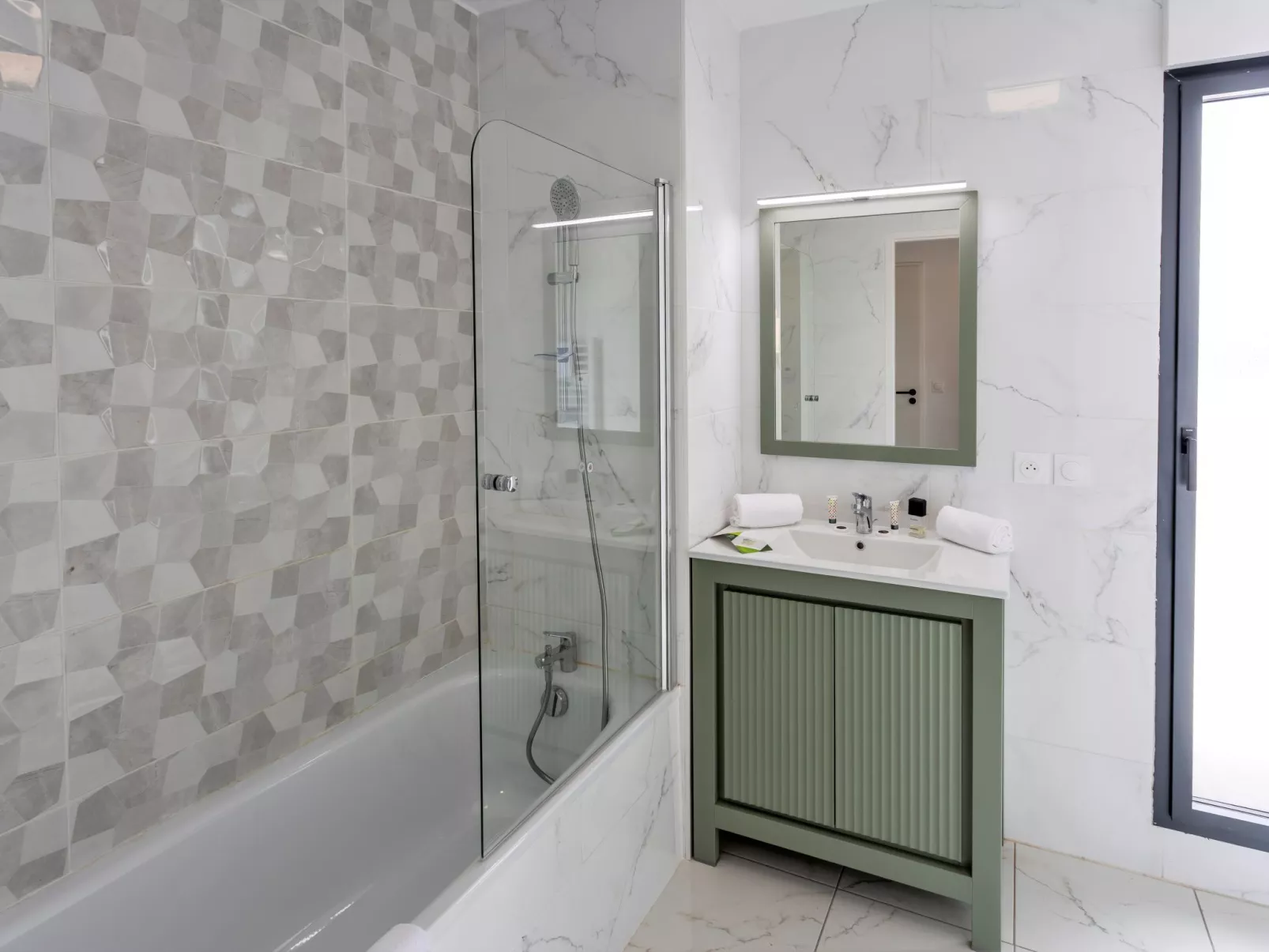 Les Hauts de Milady Studio 4-Inside