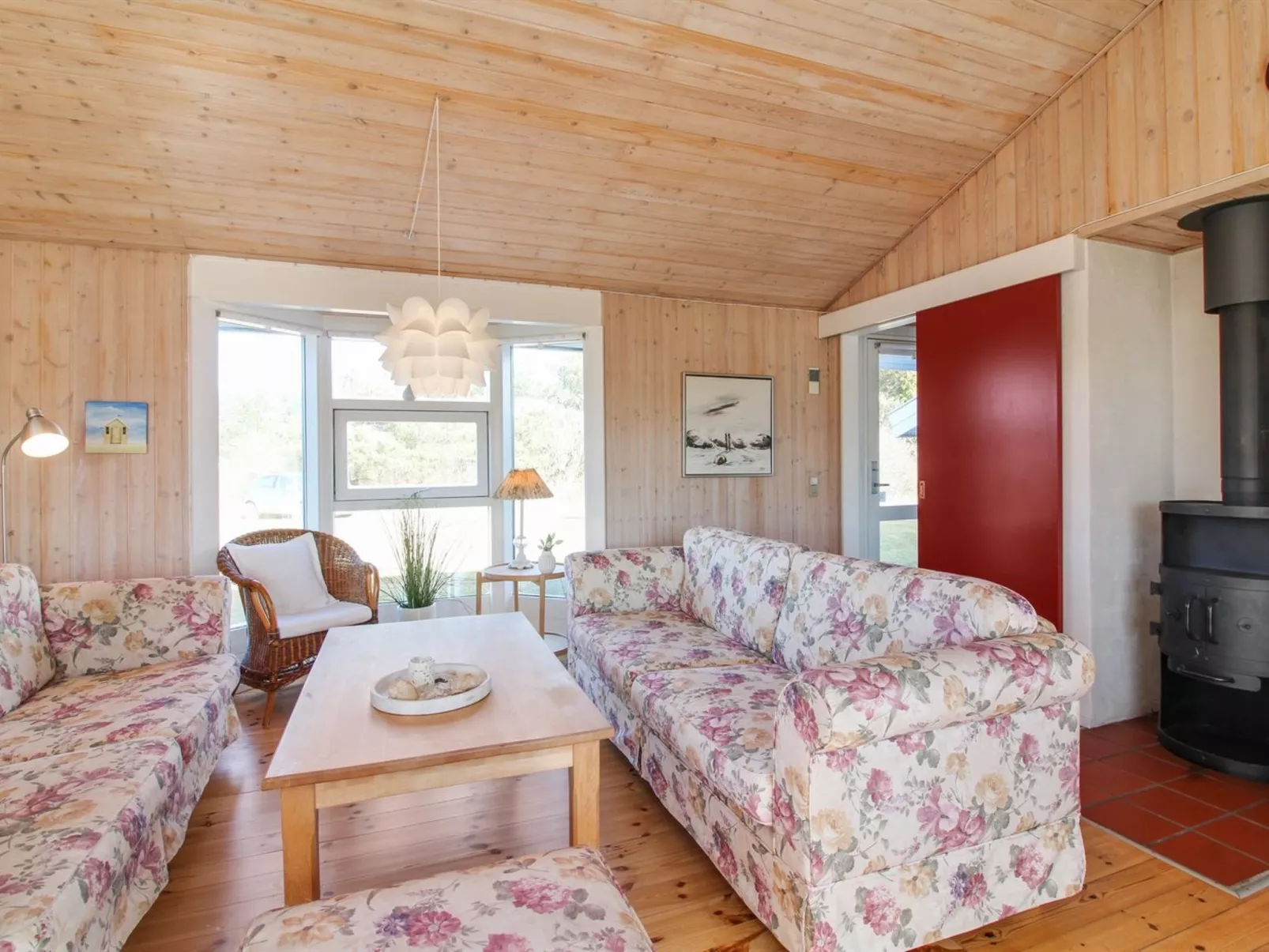 "Klakke" - 900m from the sea-Inside