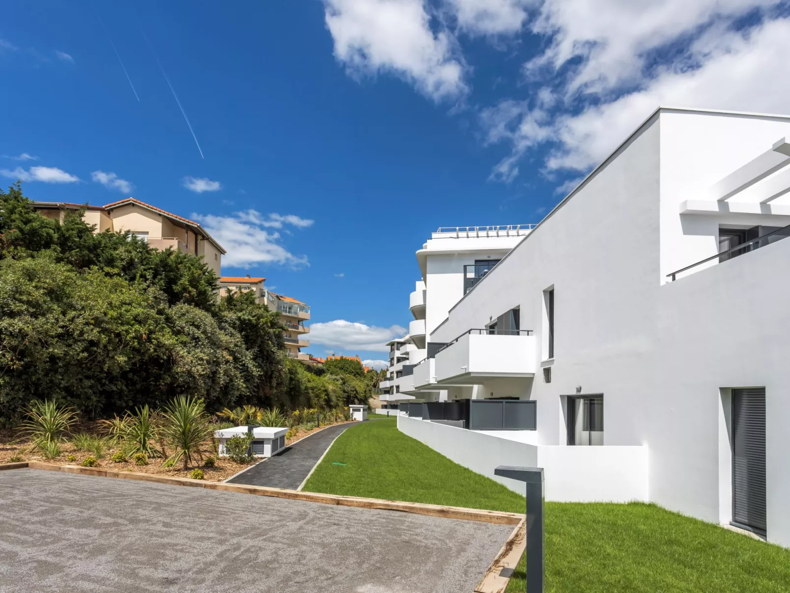 Les Hauts de Milady T2-Outside