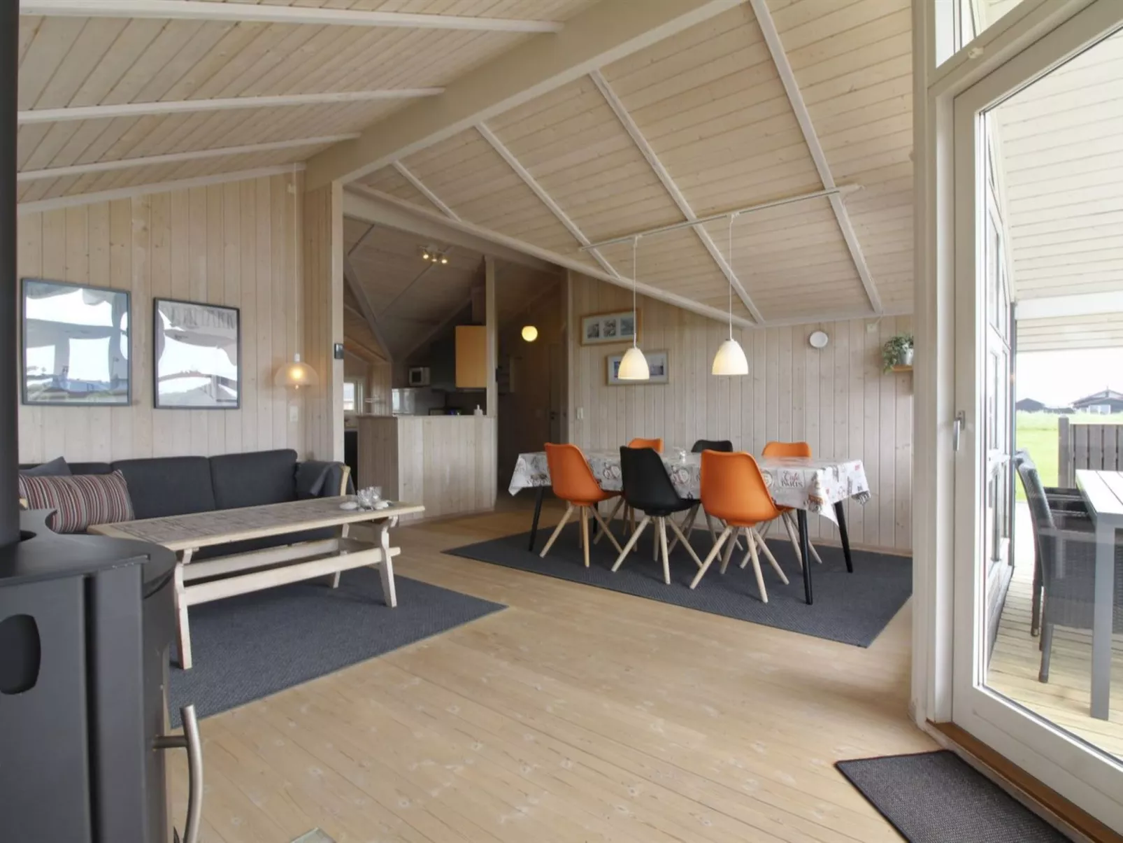 "Kiran" - 200m from the sea-Inside