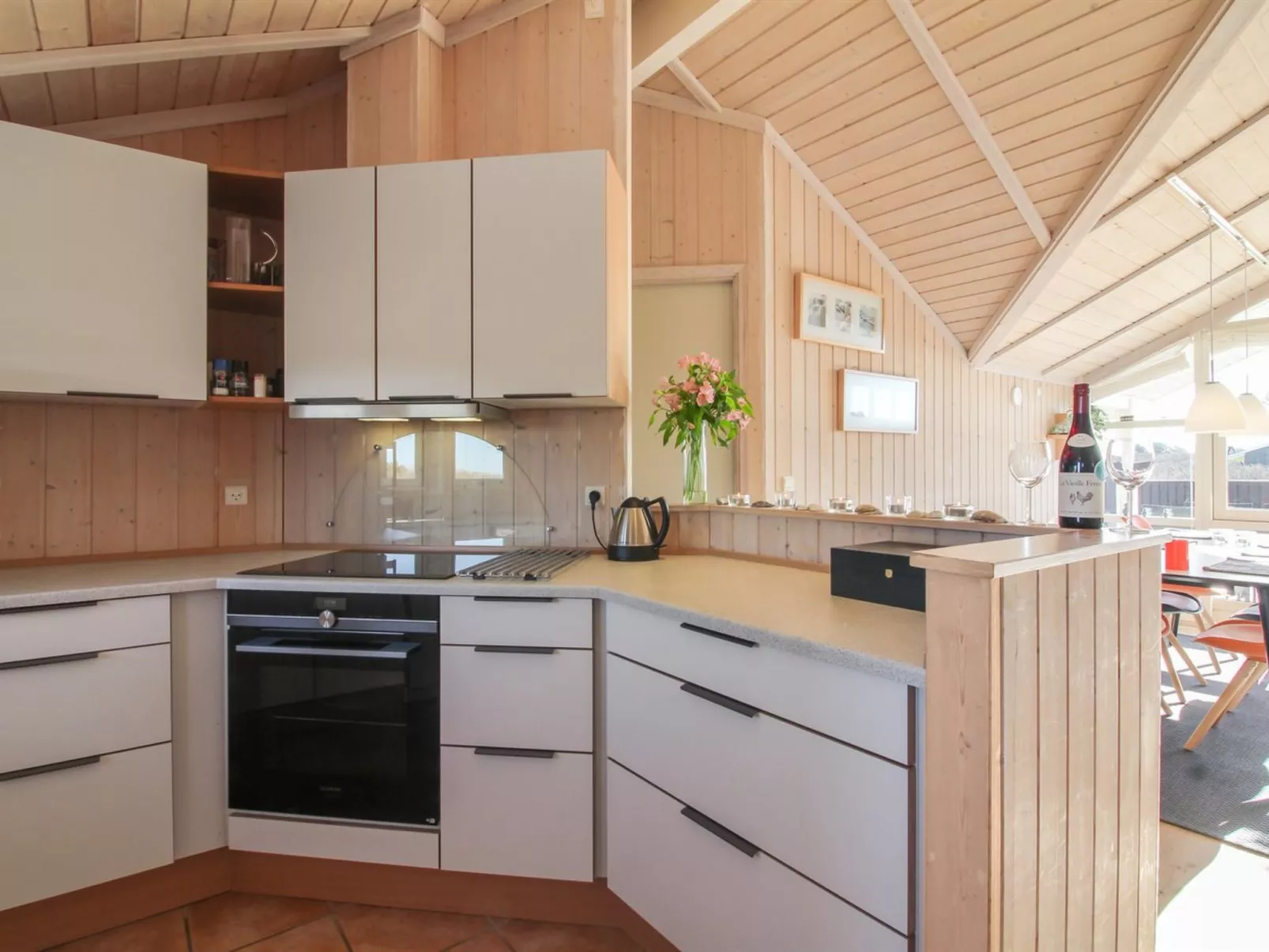 "Kiran" - 200m from the sea-Inside