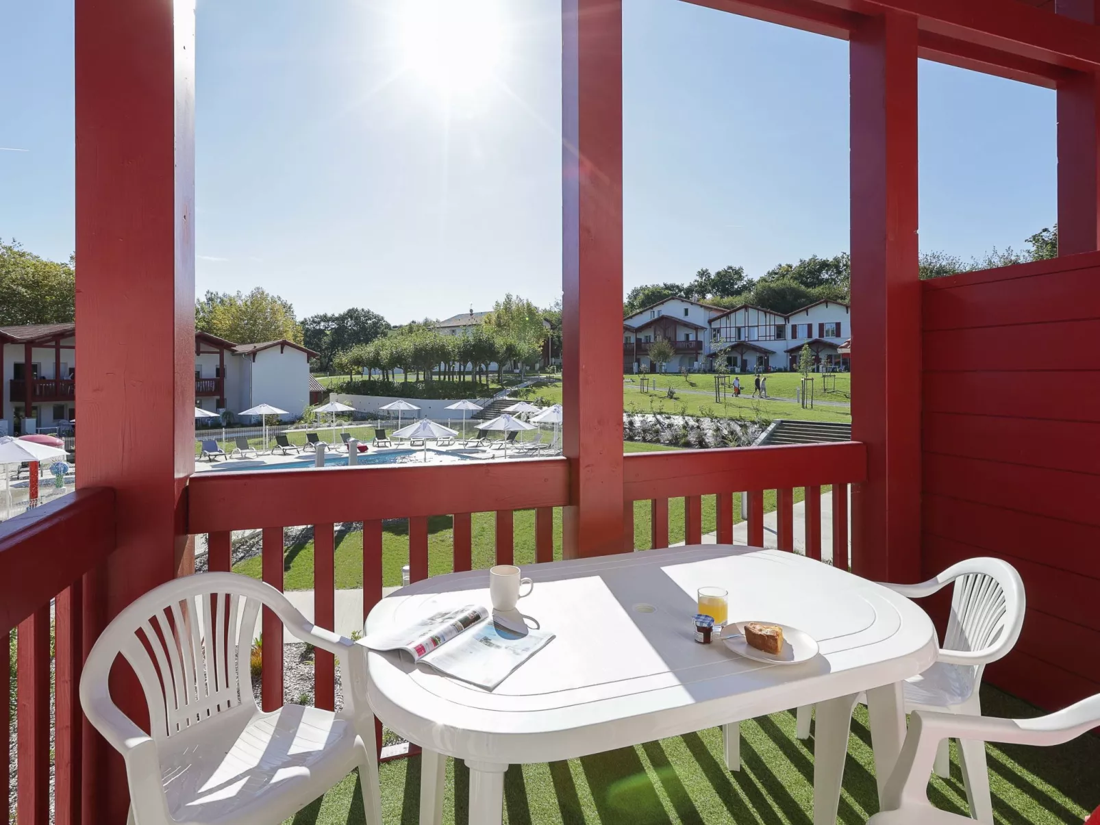 Le Domaine d'Uhaina (T2)-Dehors