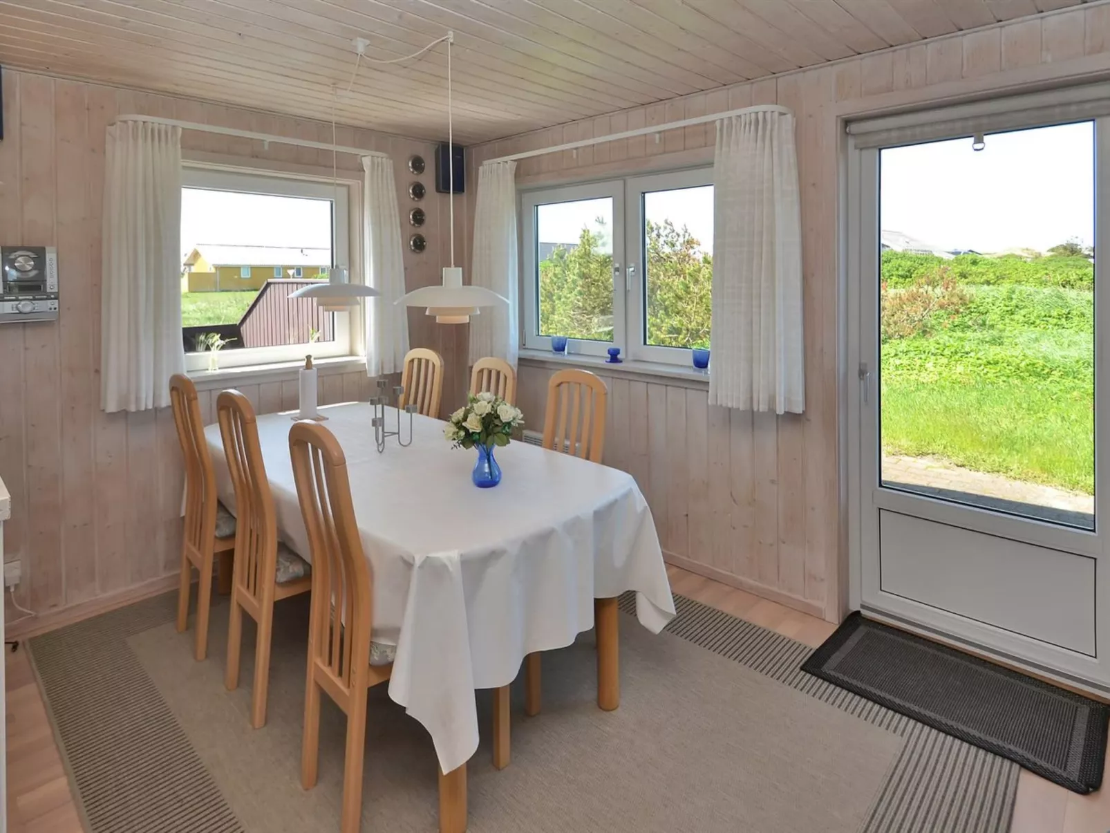 "Loryleimis" - 300m from the sea-Inside