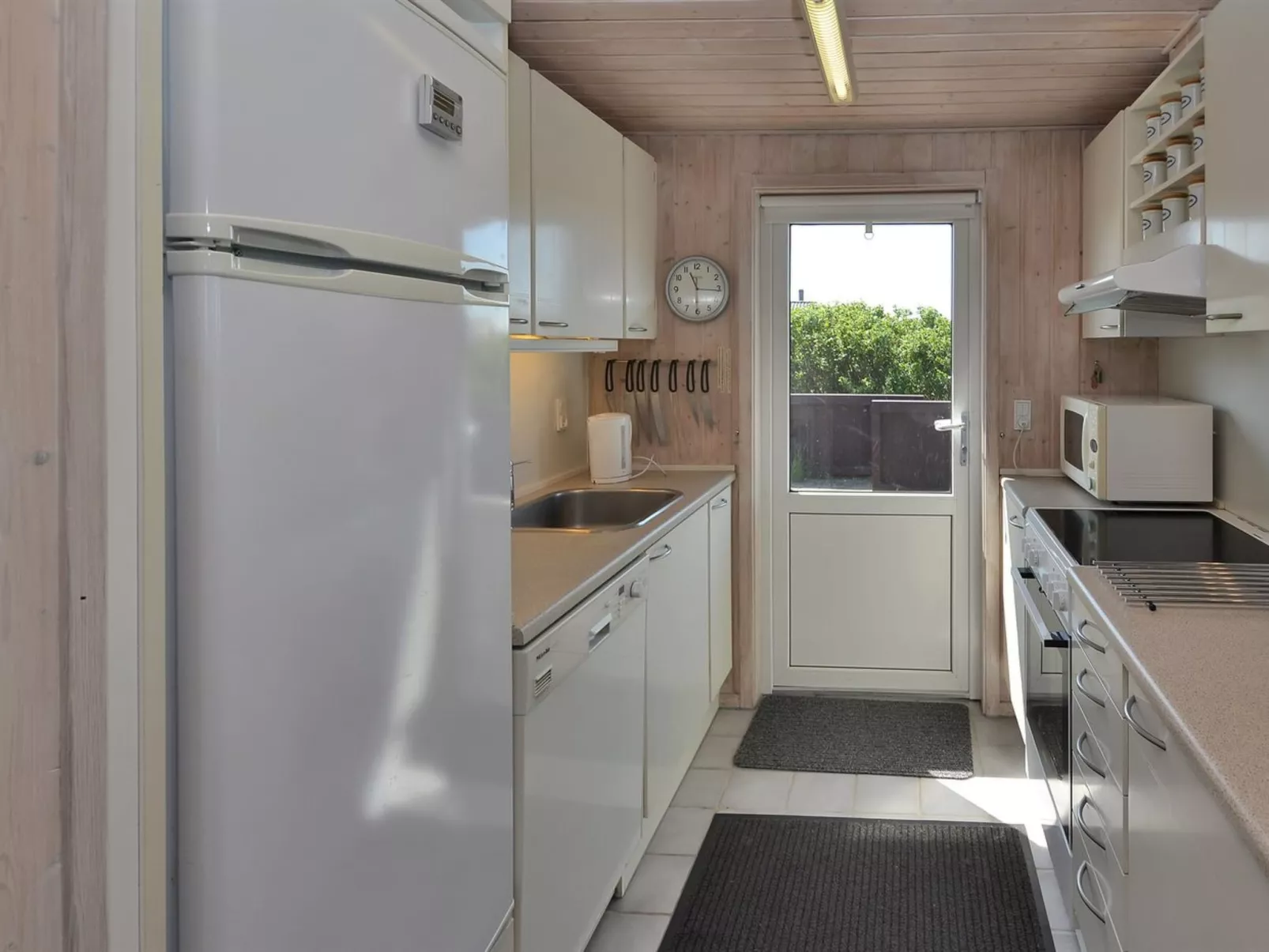 "Loryleimis" - 300m from the sea-Inside