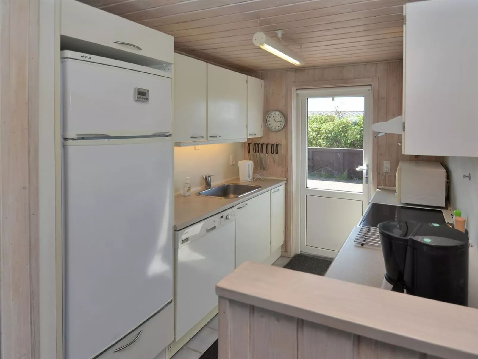 "Loryleimis" - 300m from the sea-Inside
