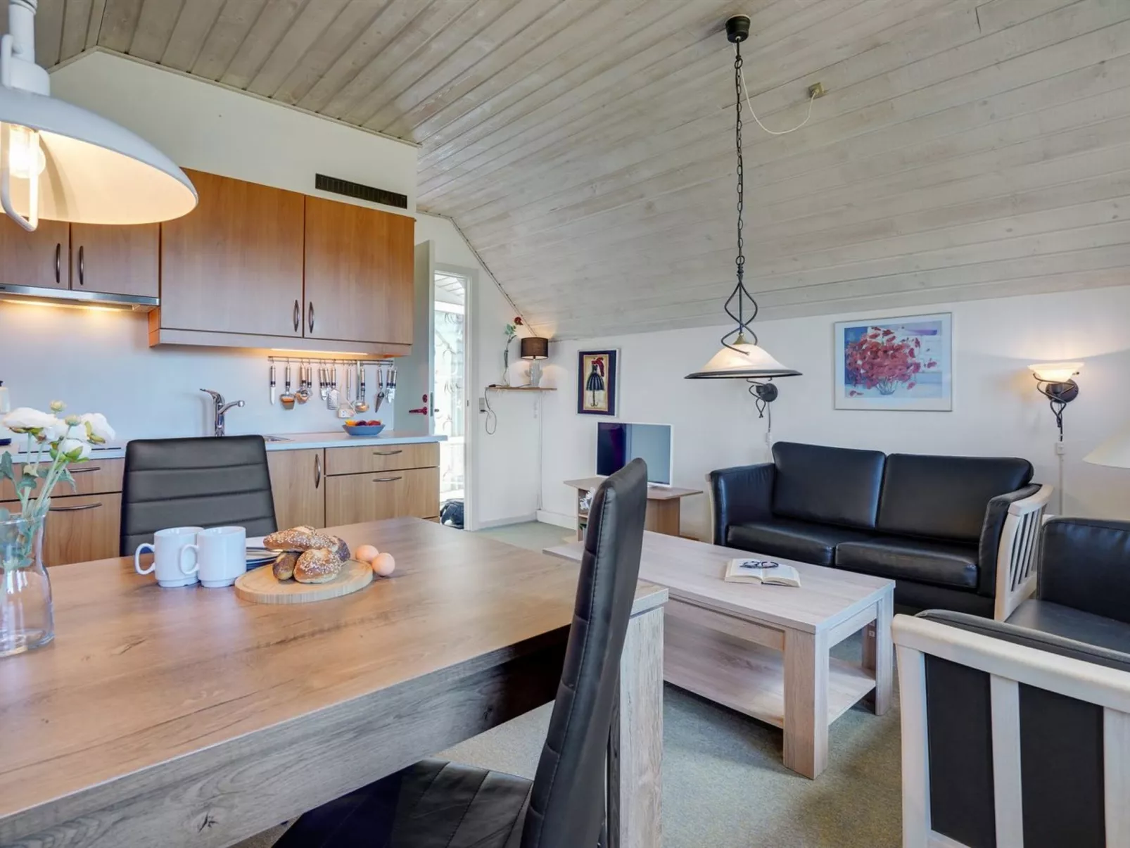 "Fraja" - 2.3km from the sea-Inside