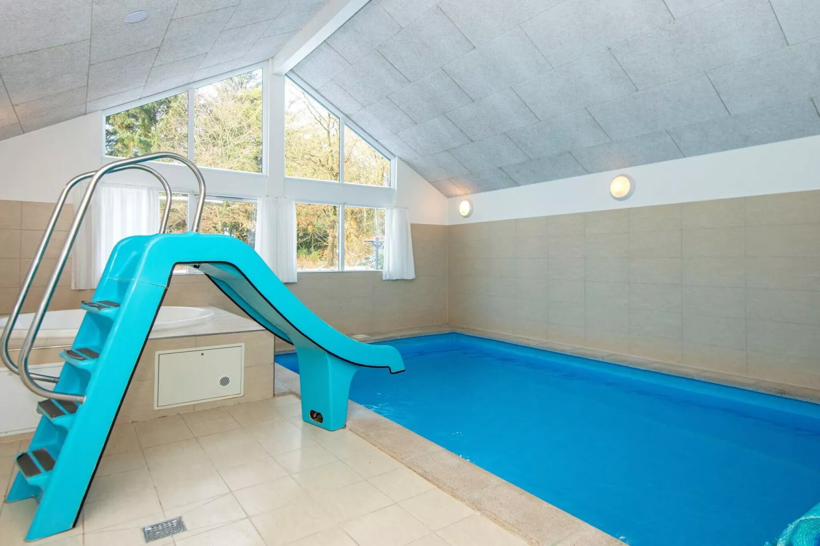 18 person holiday home in Henne-Pool