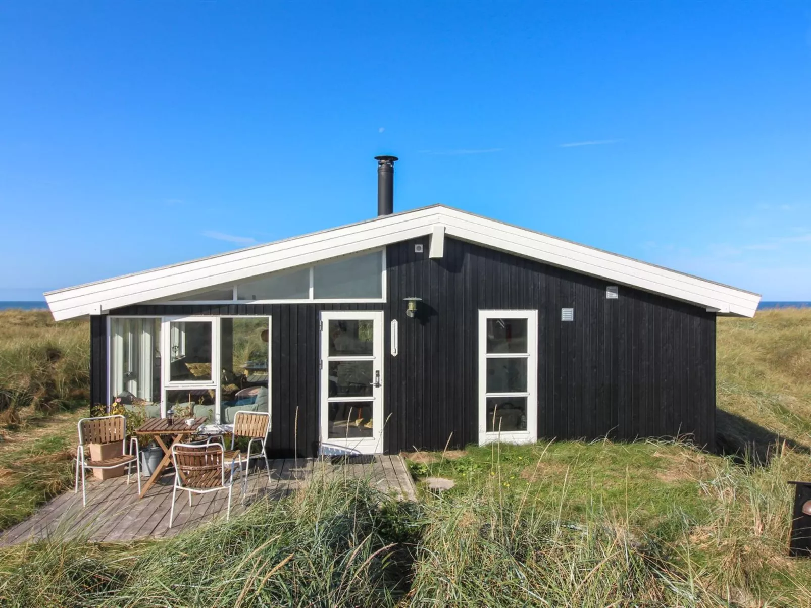 "Anissa" - 100m from the sea-Drinnen