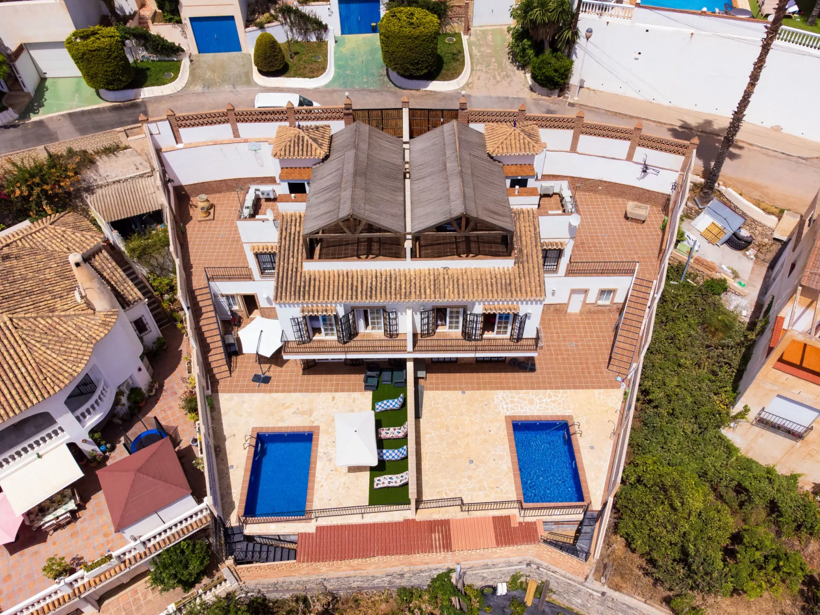 Mirador B-Outside