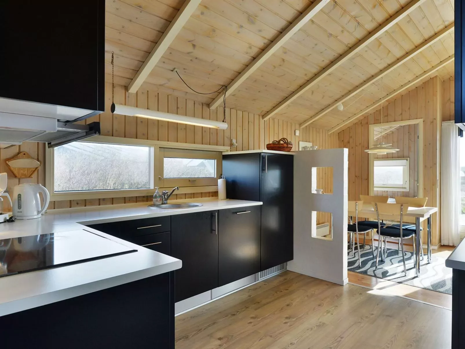 "Styrbiorn" - 100m from the sea-Inside