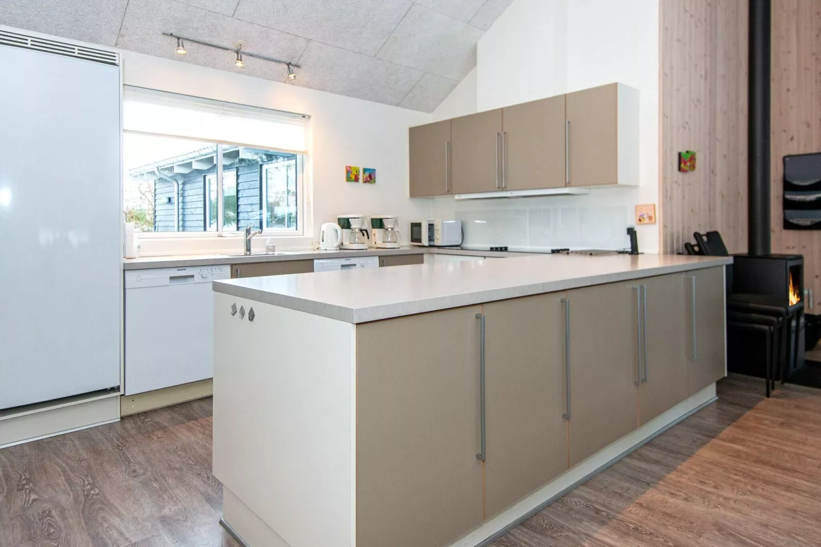 18 person holiday home in Henne-Indoor