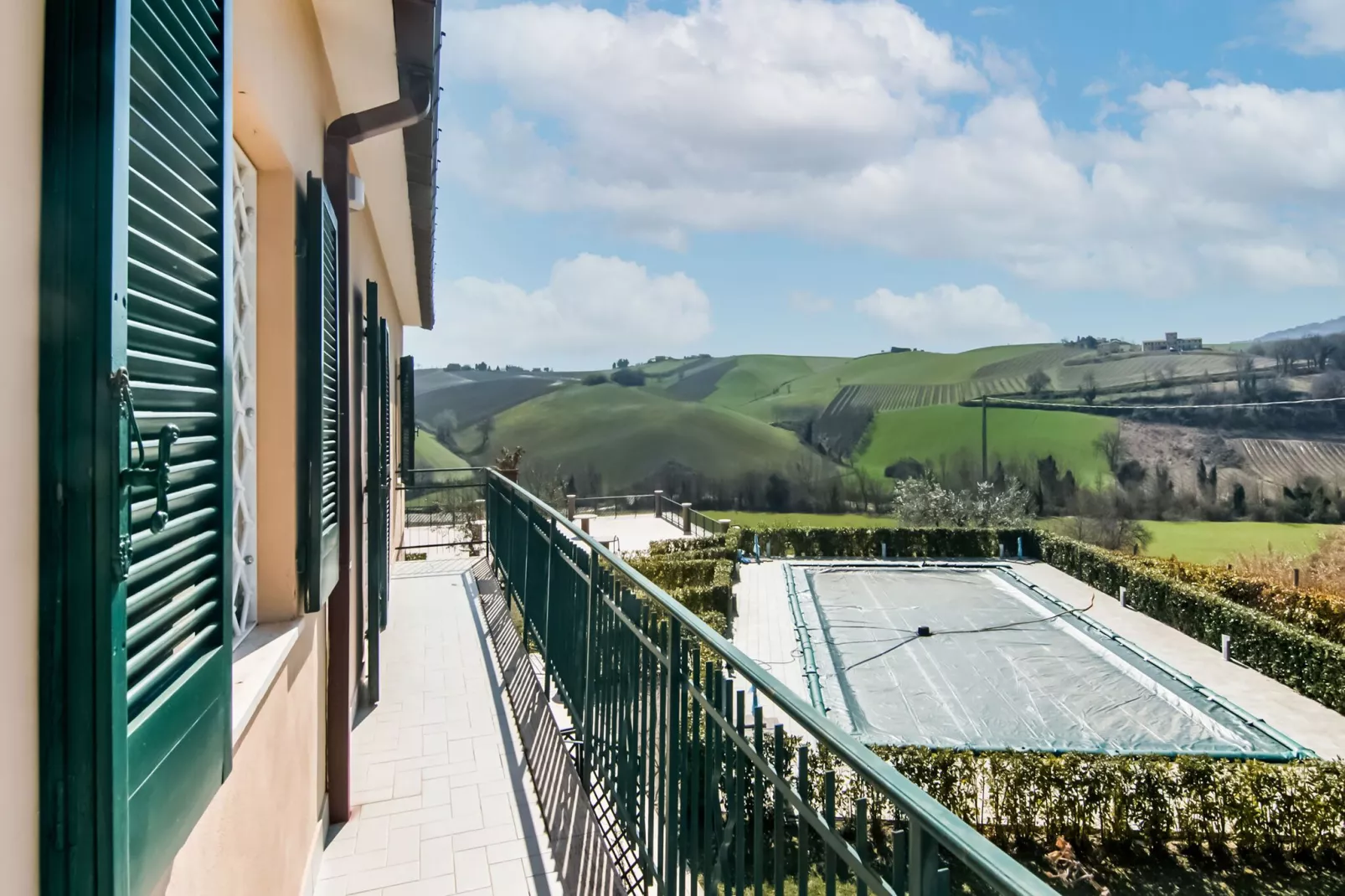 La Collina-Aussicht Sommer